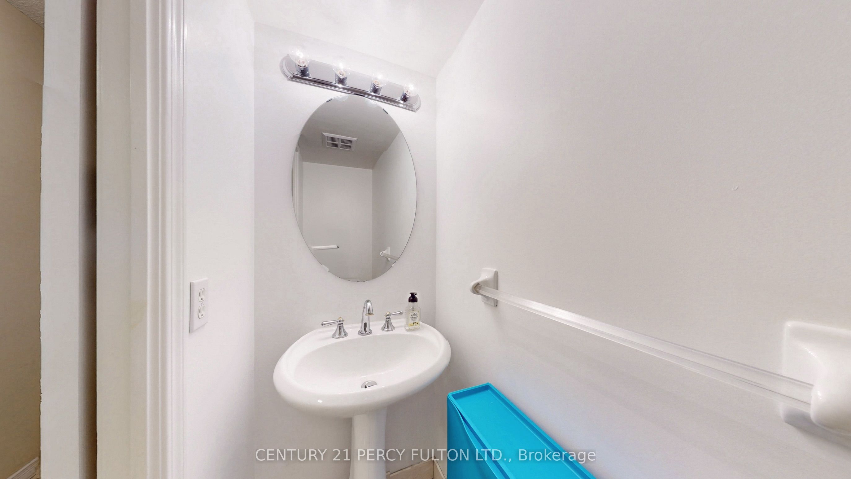 51 Harrison Garden Boulevard 707 Property Photo 24