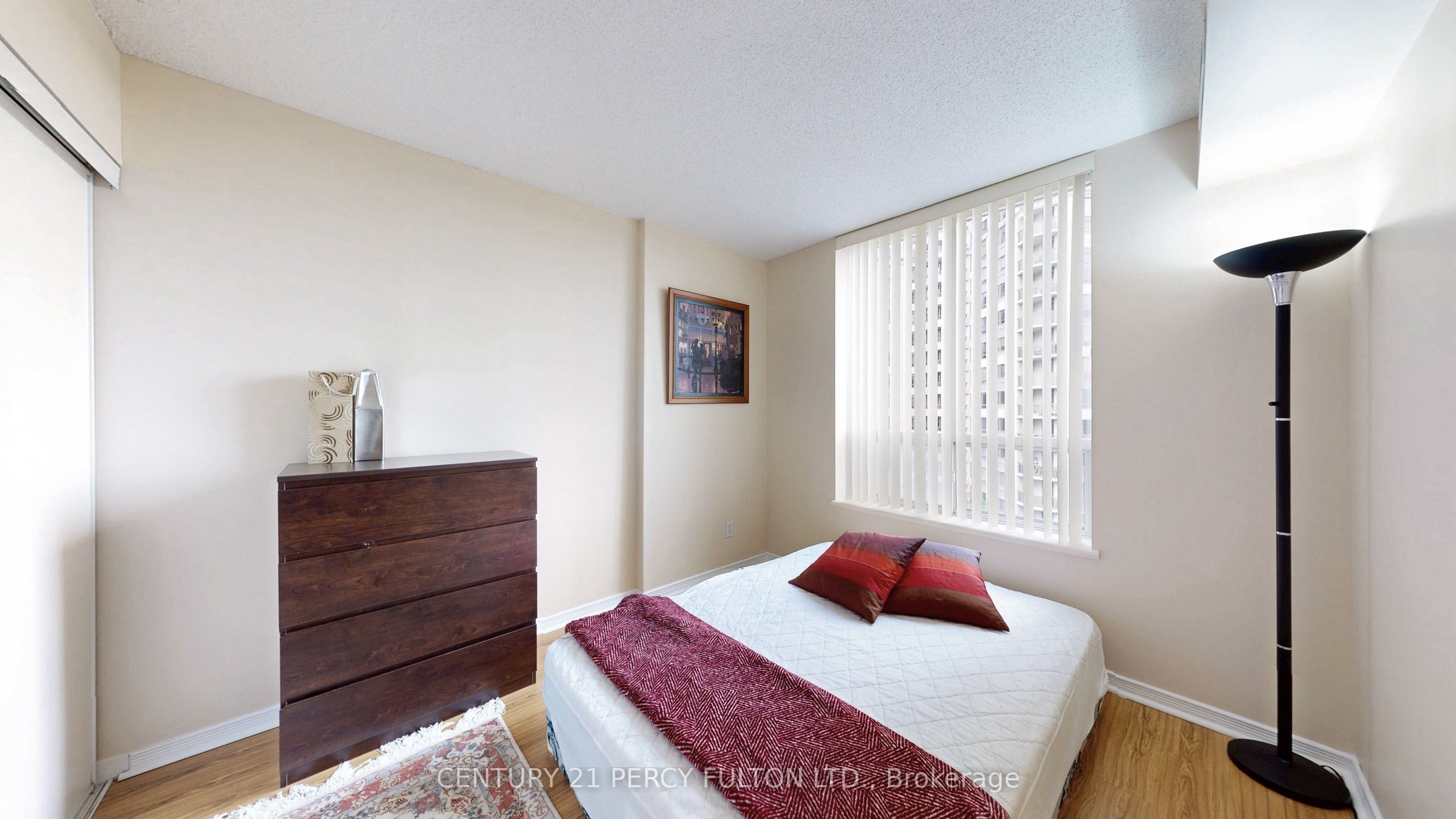 51 Harrison Garden Boulevard 707 Property Photo 26