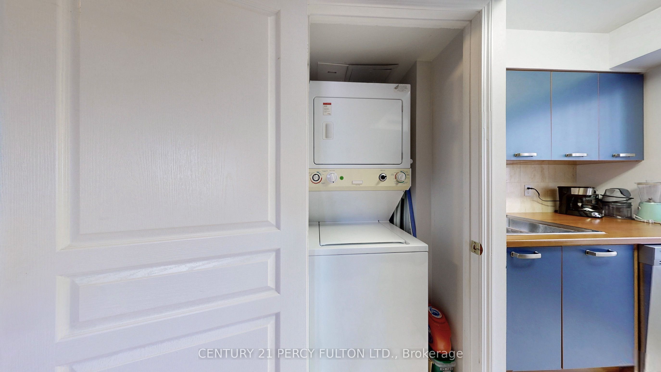 51 Harrison Garden Boulevard 707 Property Photo 28