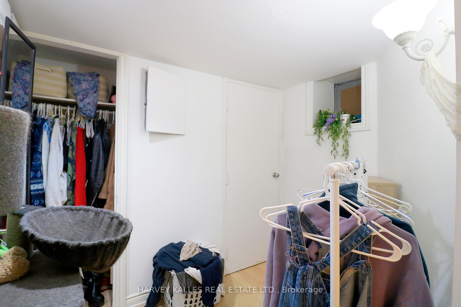 107 Concord Avenue B1 Property Photo 11