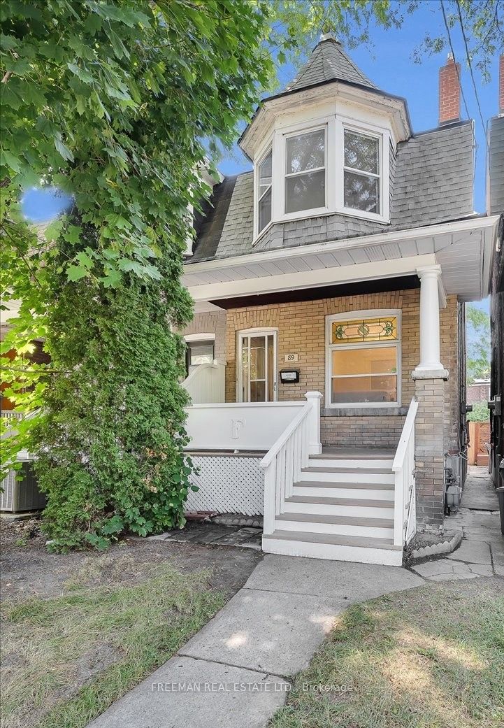 89 Olive Avenue Property Photo 2