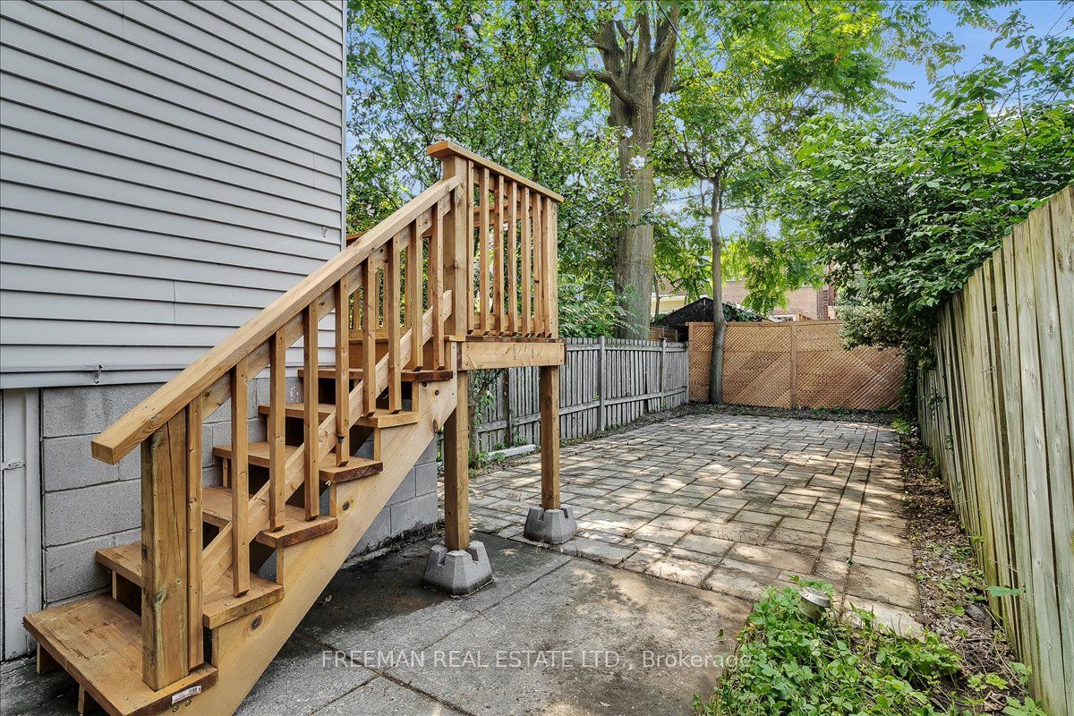 89 Olive Avenue Property Photo 16