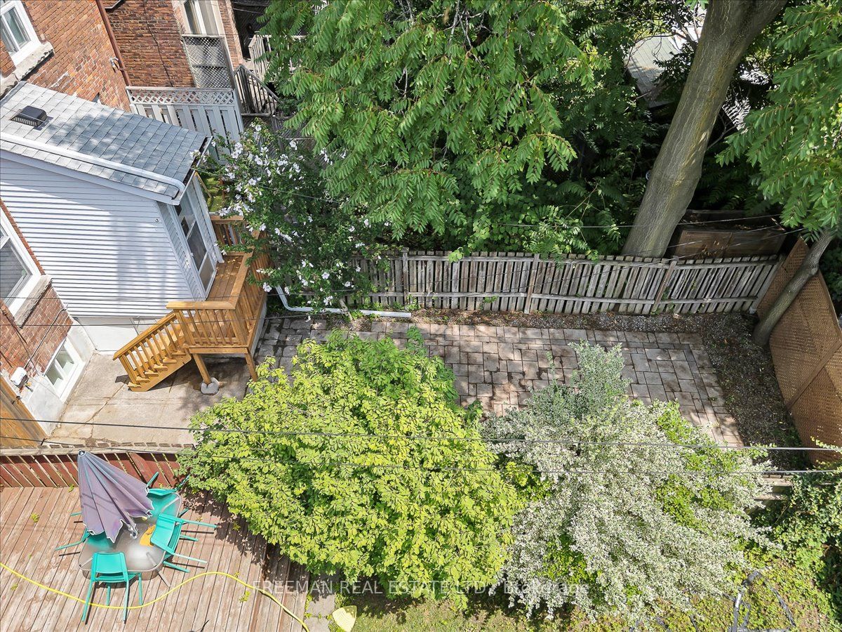 89 Olive Avenue Property Photo 17