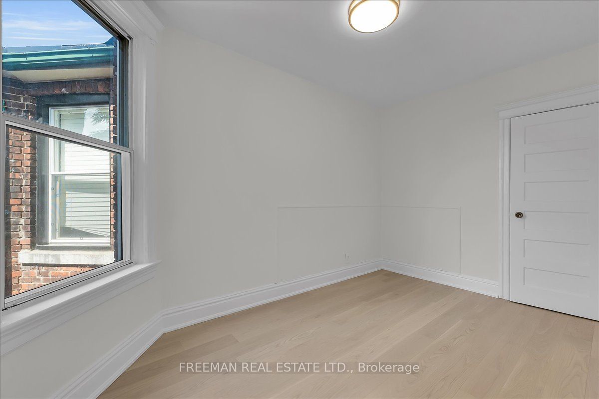 89 Olive Avenue Property Photo 22