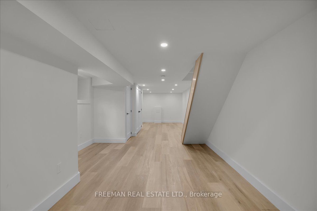 89 Olive Avenue Property Photo 29