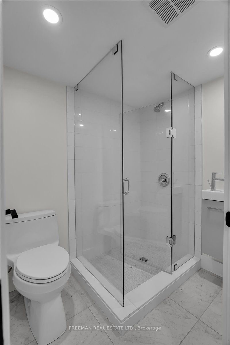 89 Olive Avenue Property Photo 31