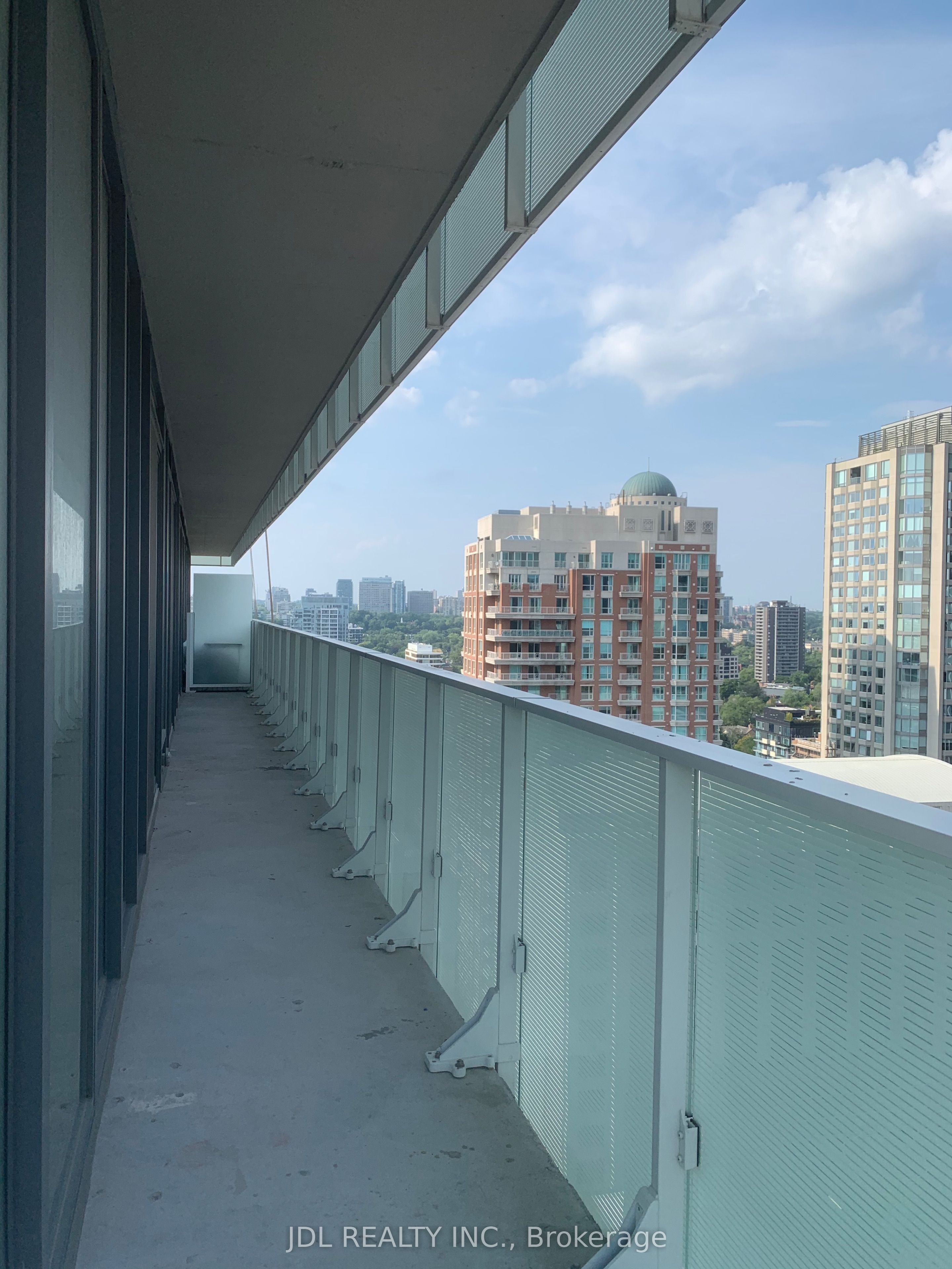 200 Bloor Street W 2204 Property Photo 17