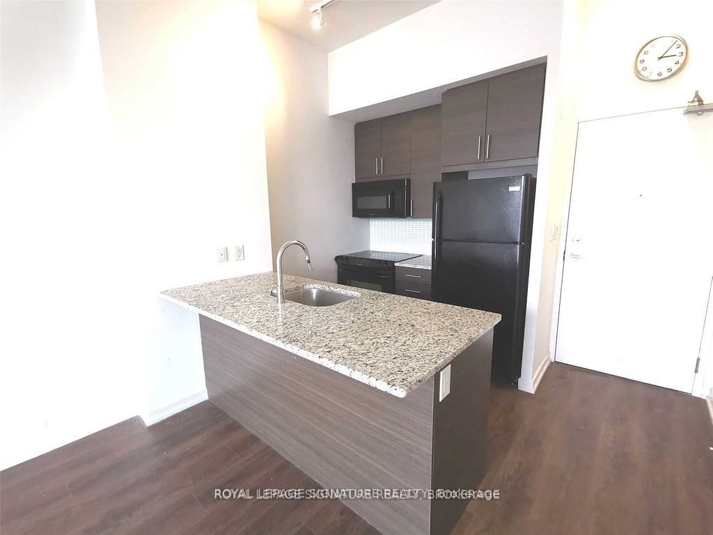 70 Forest Manor Road 107 Property Photo 8