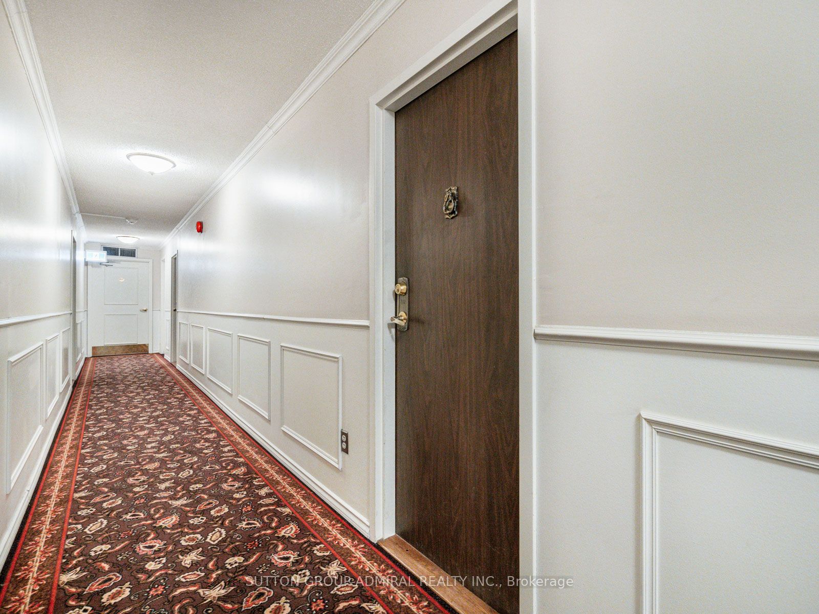 212 St George Street 302 Property Photo 5