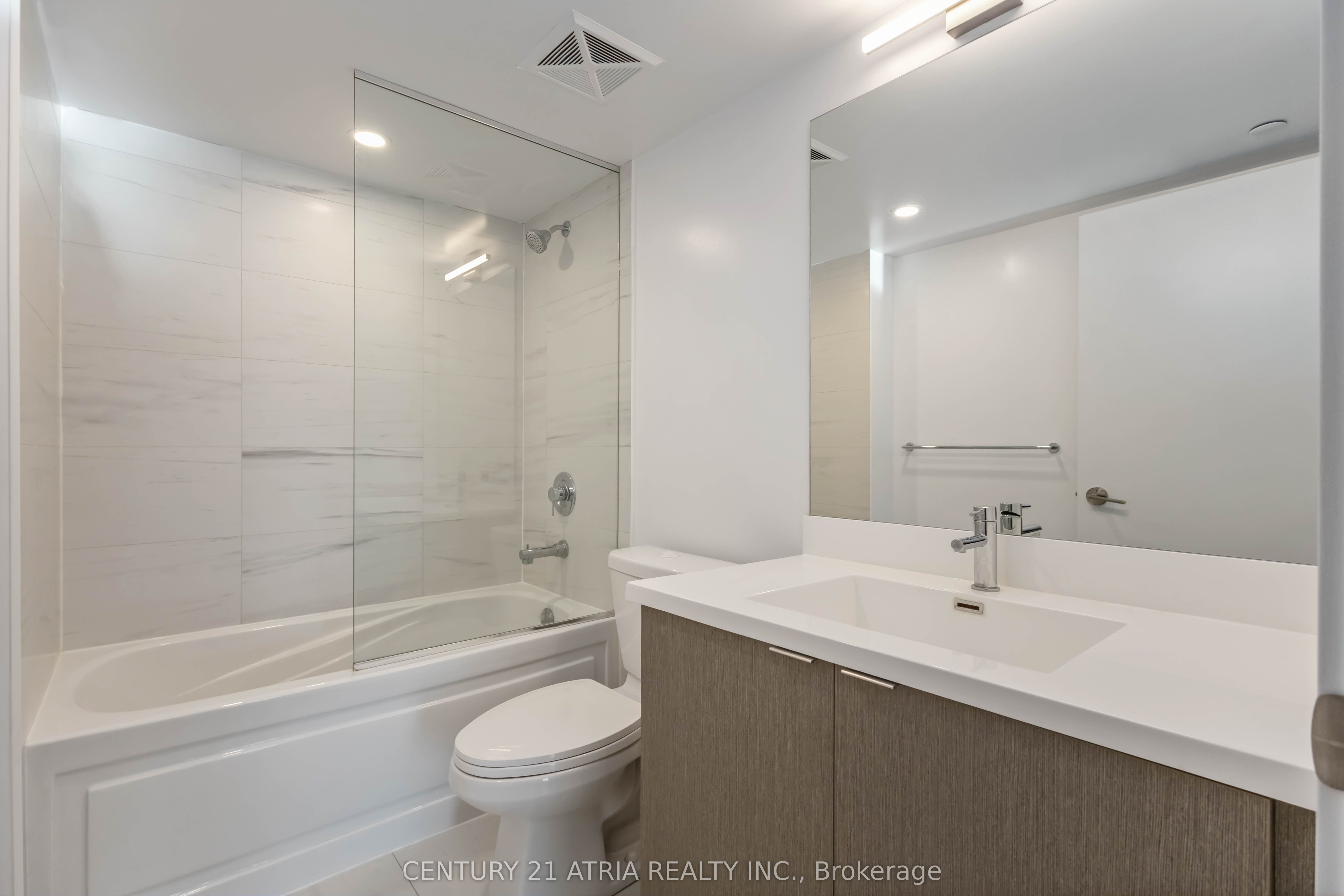 219 Dundas Street 2310 Property Photo 12