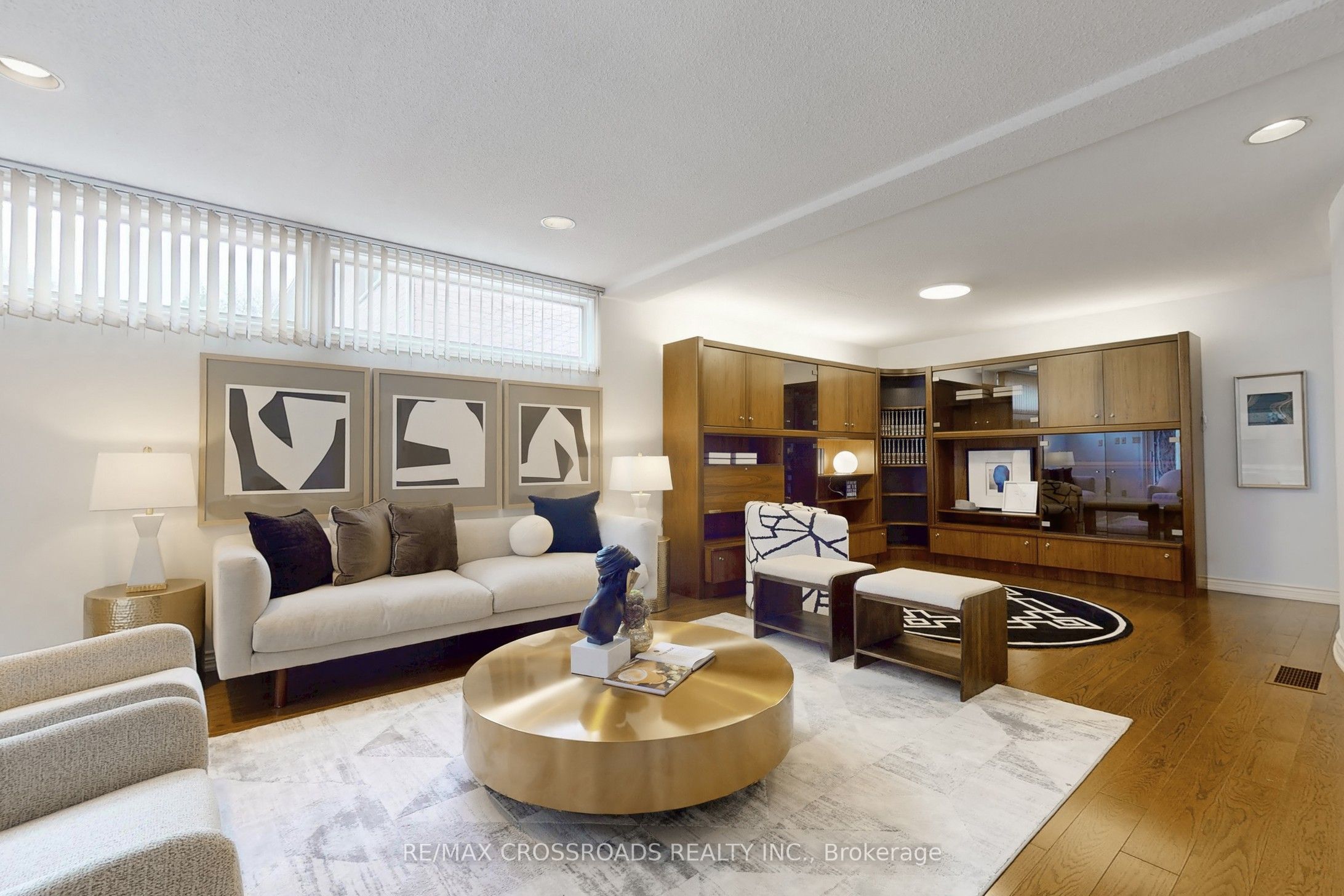 8 Orchid Court Property Photo 1