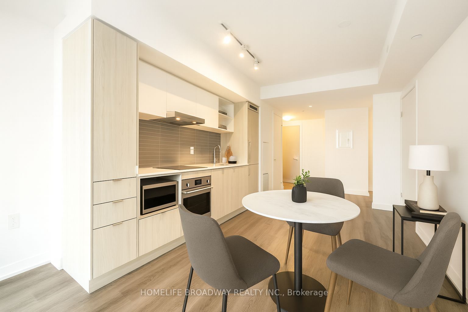 138 Downes Street 1602 Property Photo 3