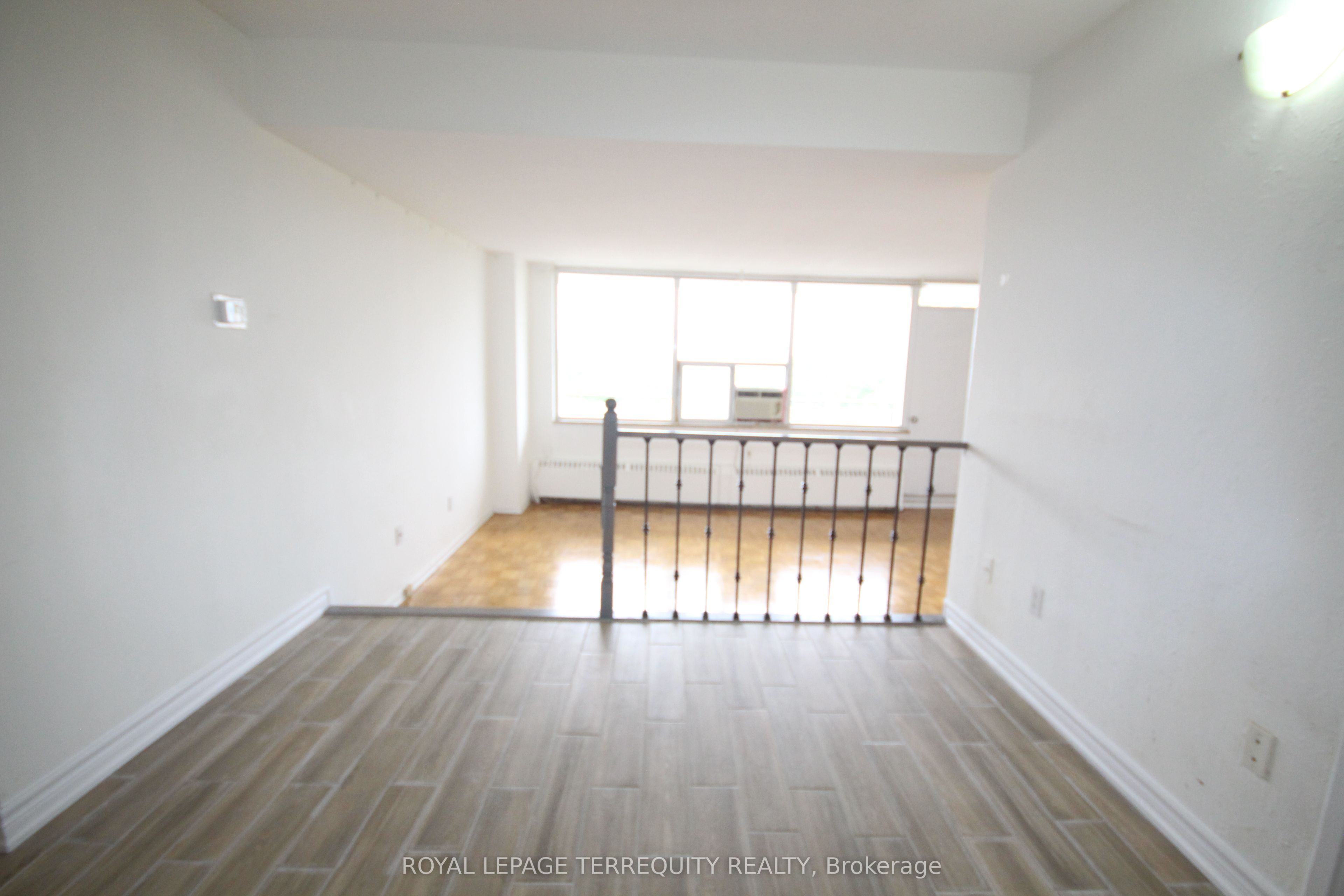 20 Forest Manor Road 707 Property Photo 4
