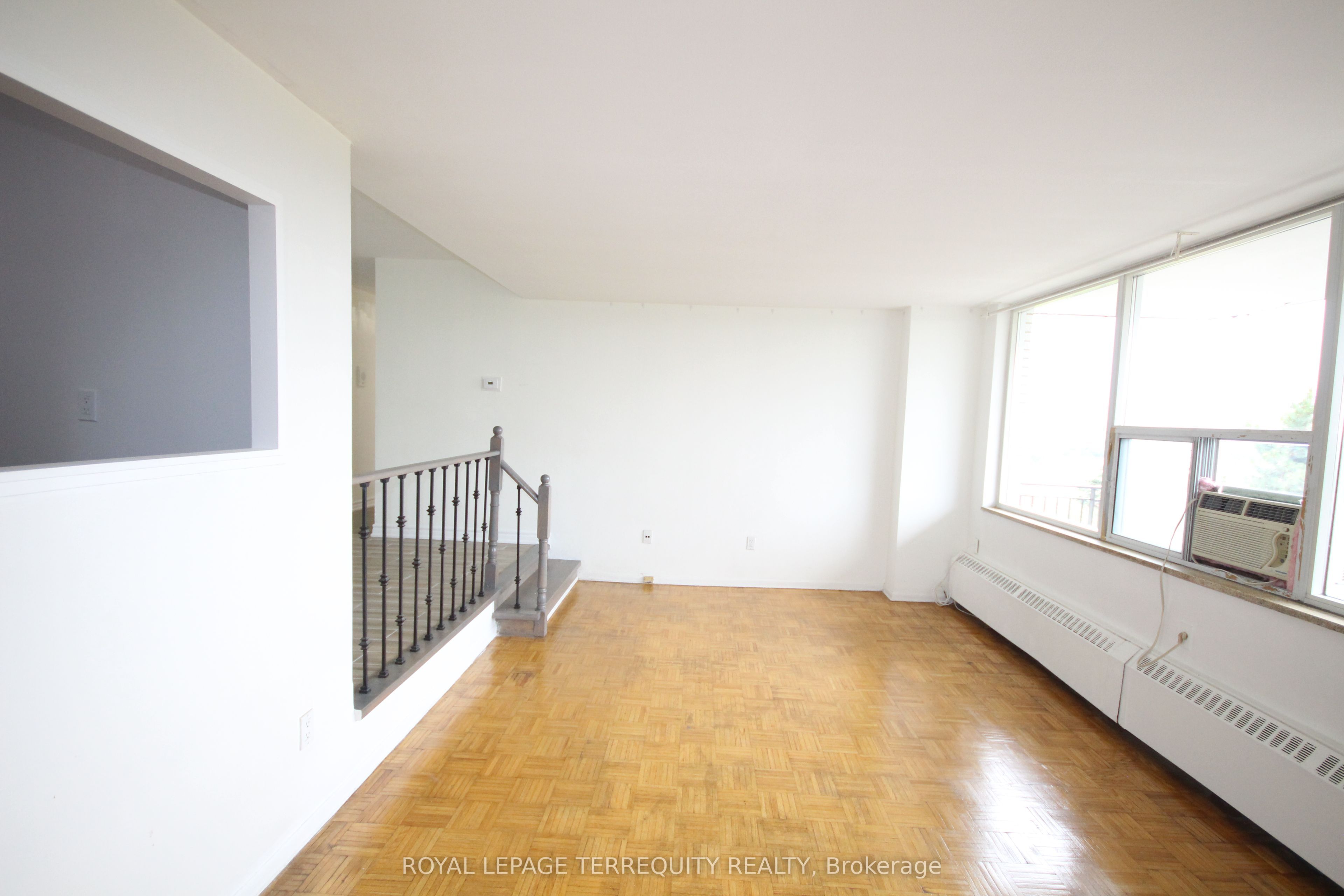 20 Forest Manor Road 707 Property Photo 11