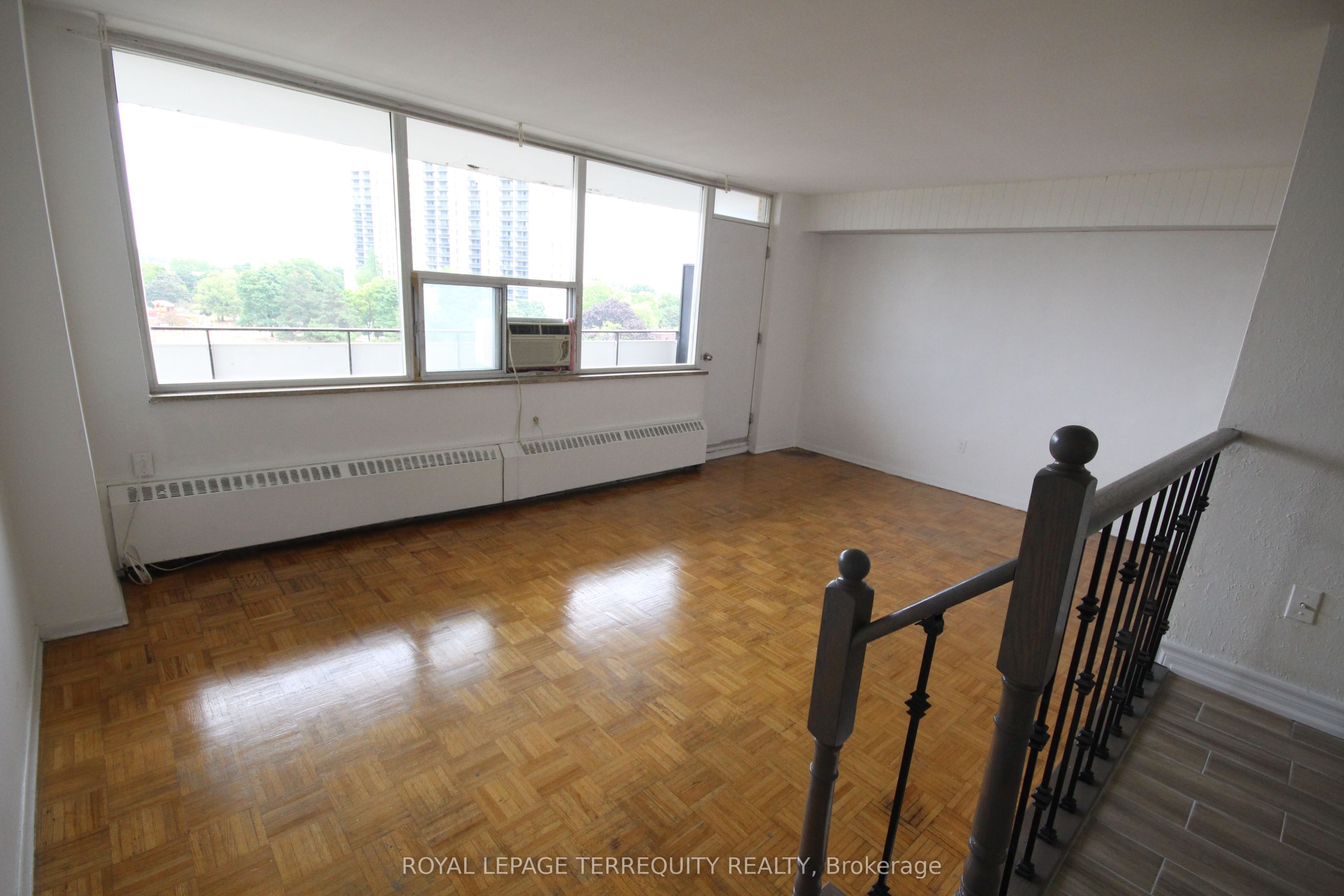 20 Forest Manor Road 707 Property Photo 13