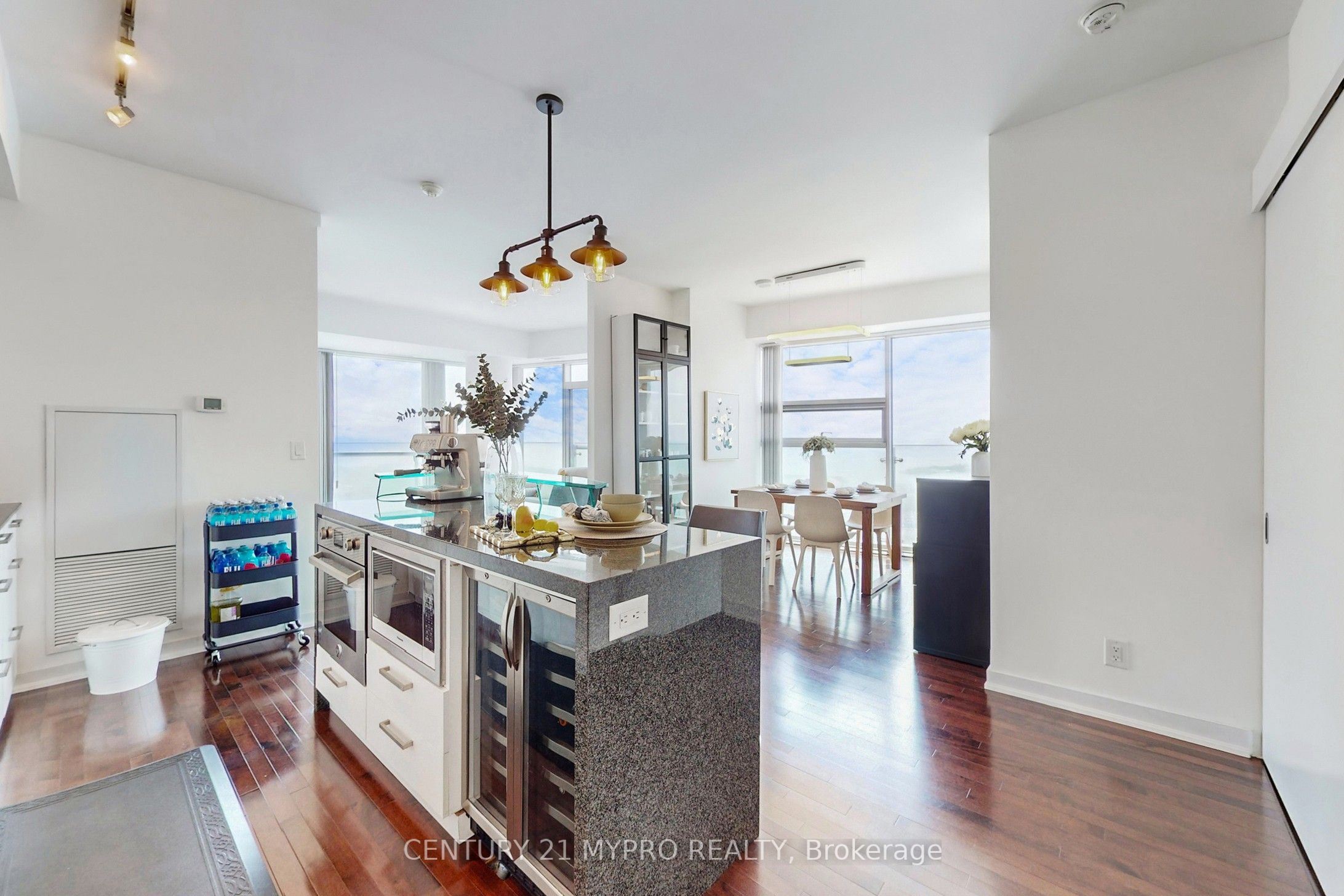 12 York Street 5304 Property Photo 7