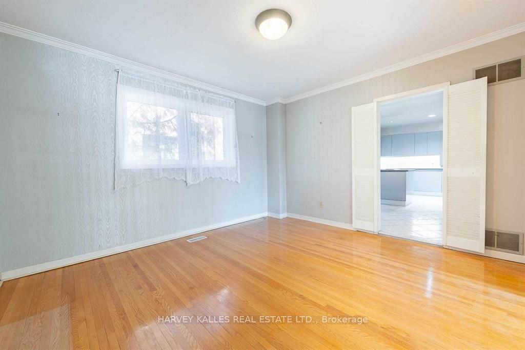 550 Glencairn Avenue Main Property Photo 7