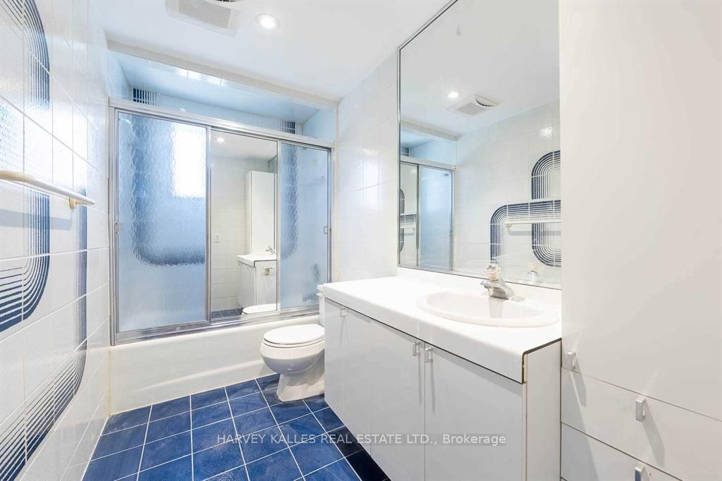 550 Glencairn Avenue Main Property Photo 19