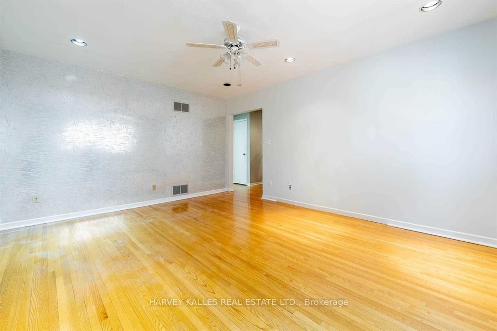 550 Glencairn Avenue Main Property Photo 21