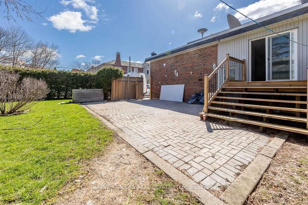 550 Glencairn Avenue Main Property Photo 25