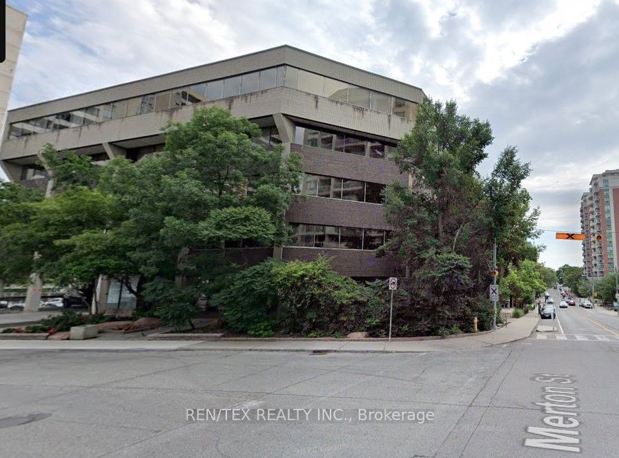 250 Merton Street 404 Property Photo 1