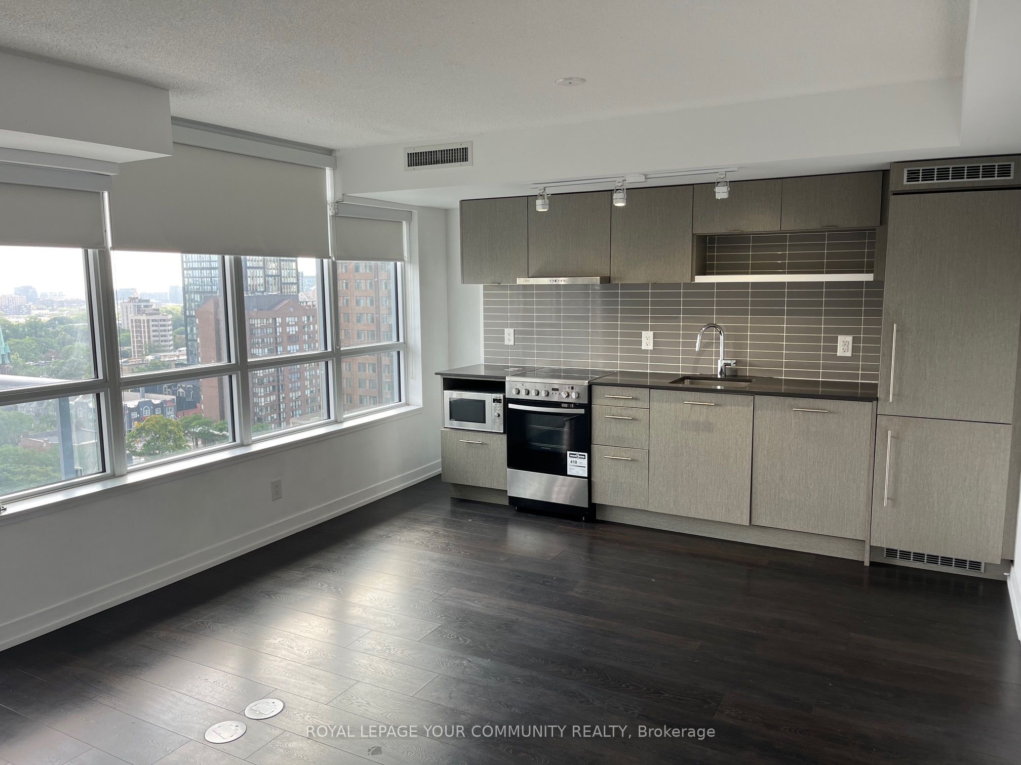 365 Church Street 1507 Property Photo 1