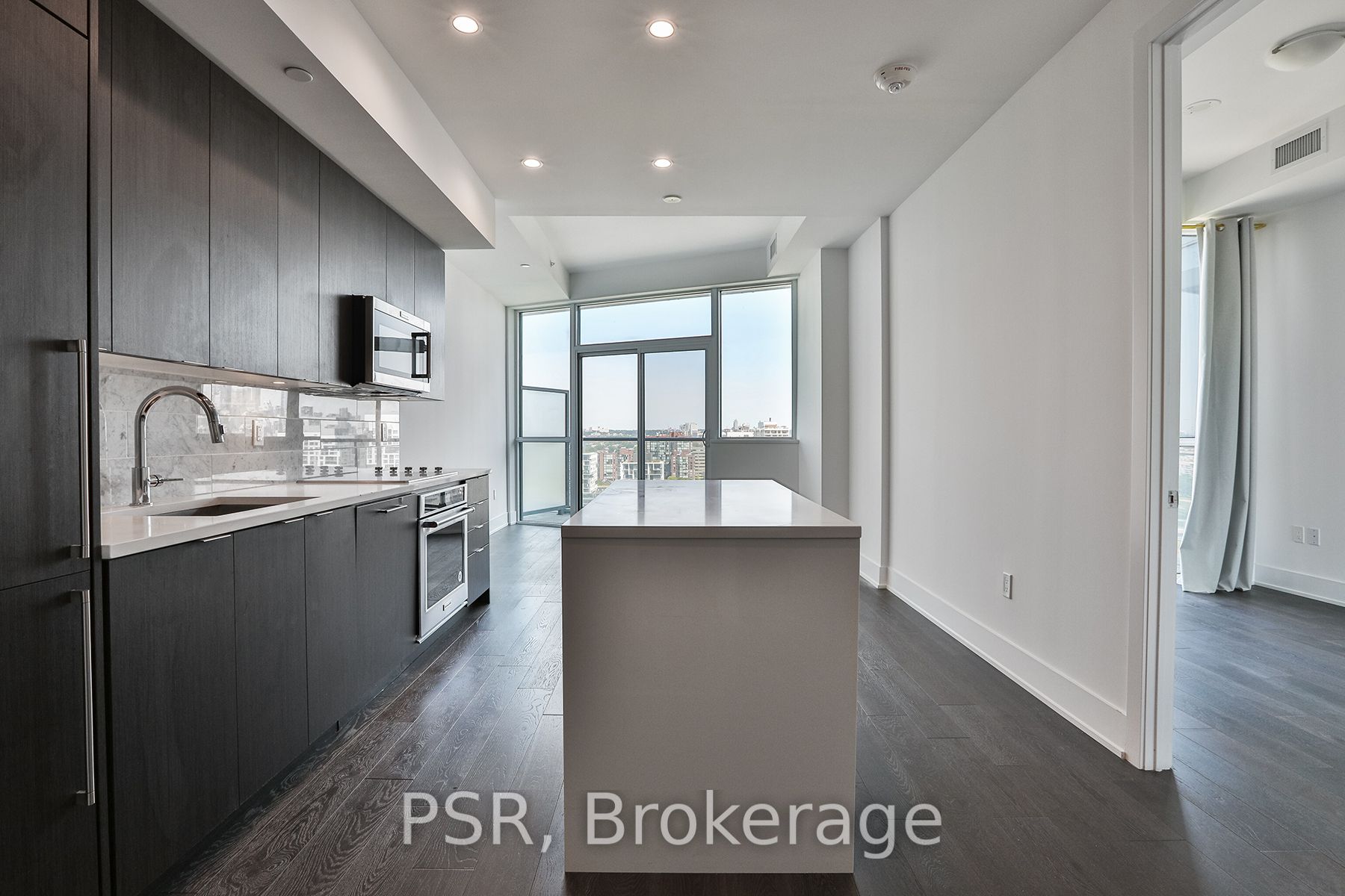 38 Iannuzzi Street Lph05 Property Photo 8