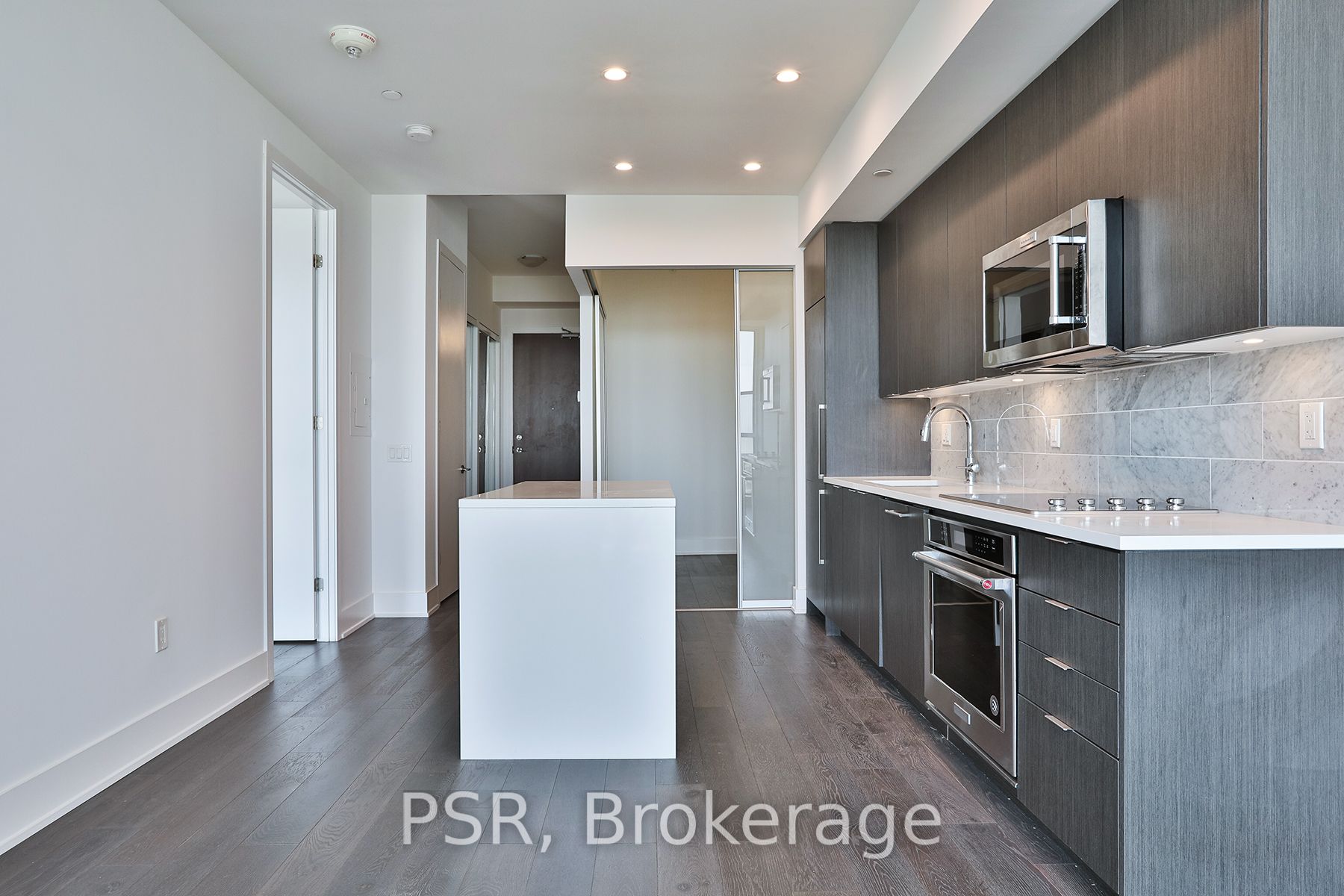 38 Iannuzzi Street Lph05 Property Photo 12