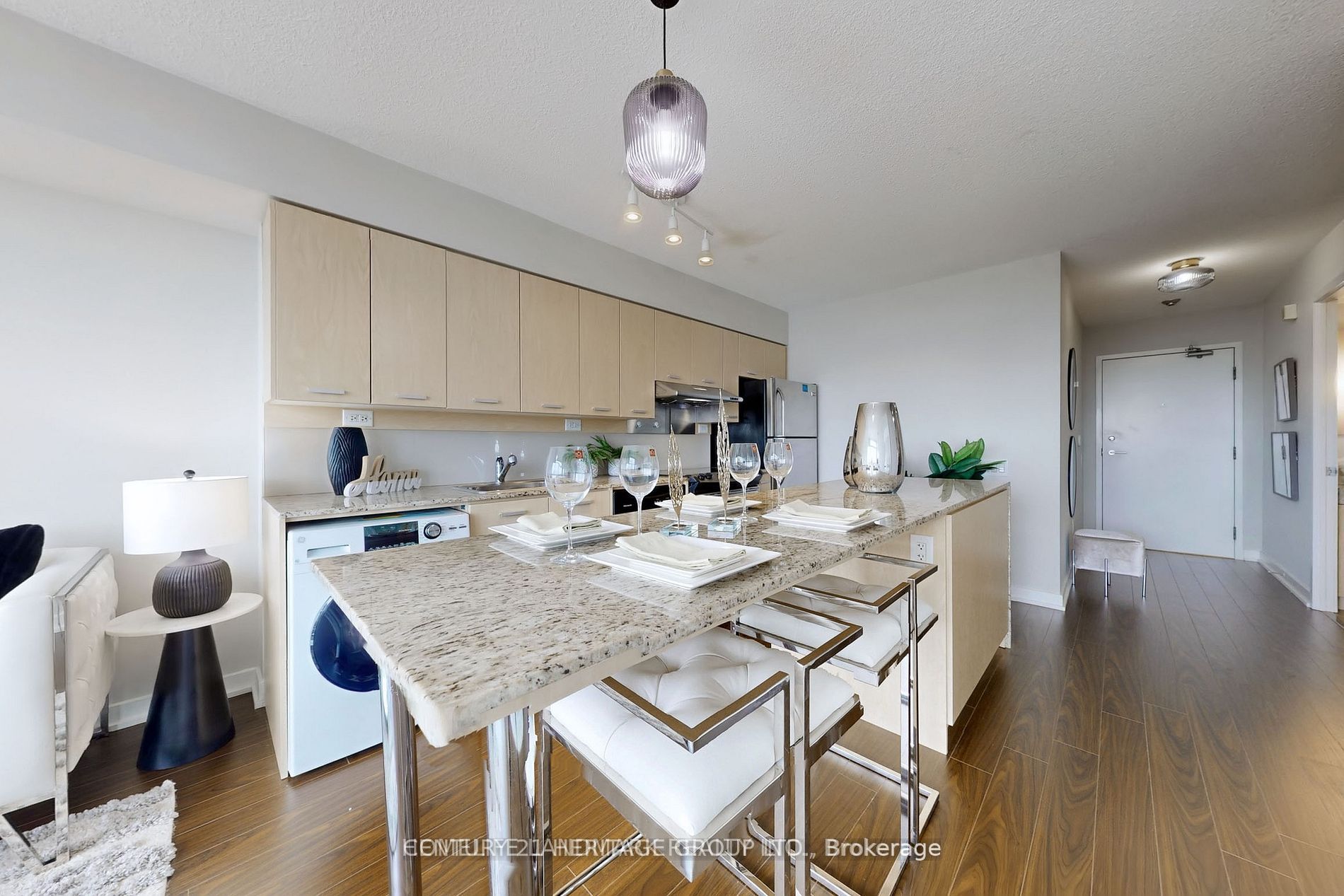 15 Singer Court 1103 Property Photo 13