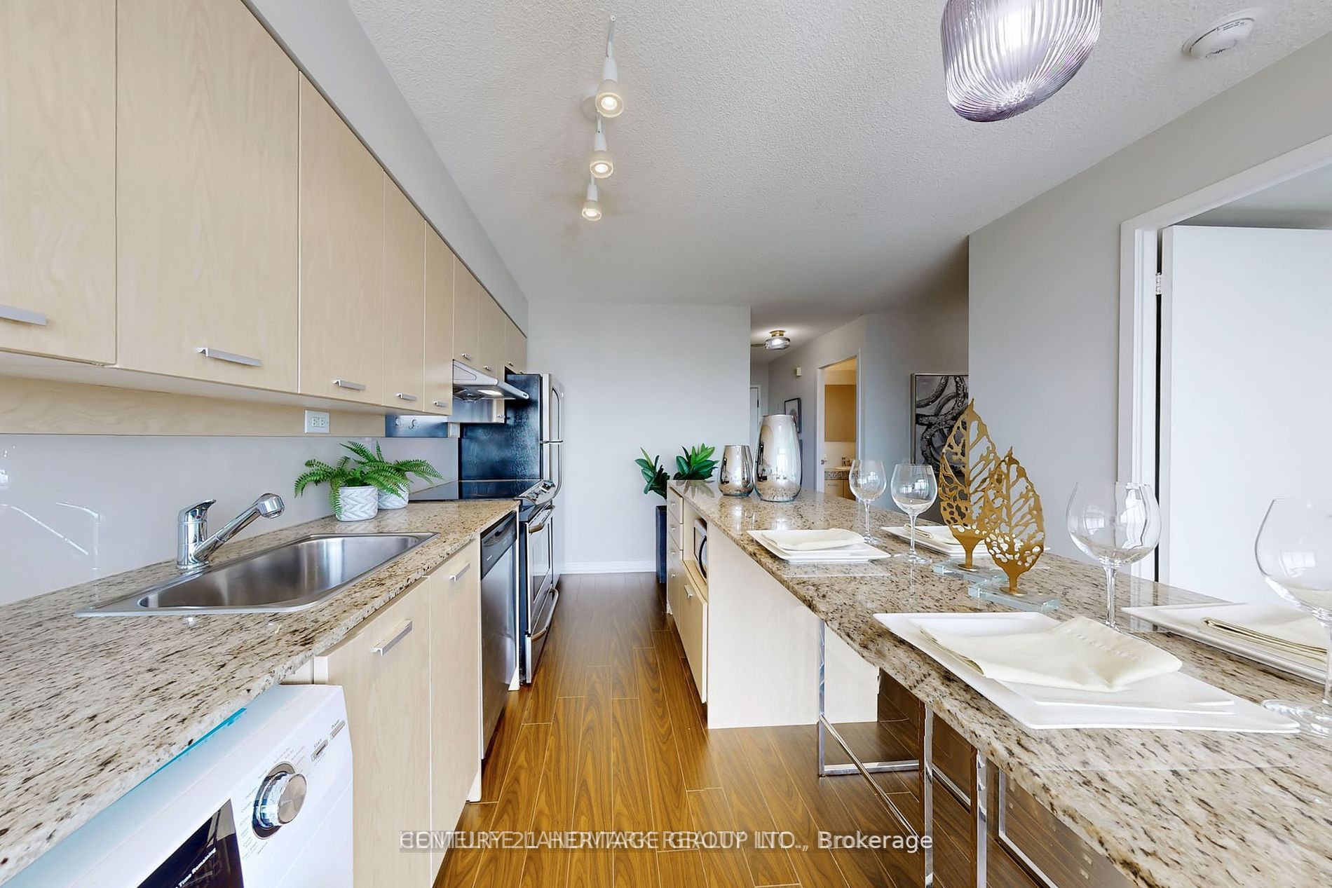 15 Singer Court 1103 Property Photo 19