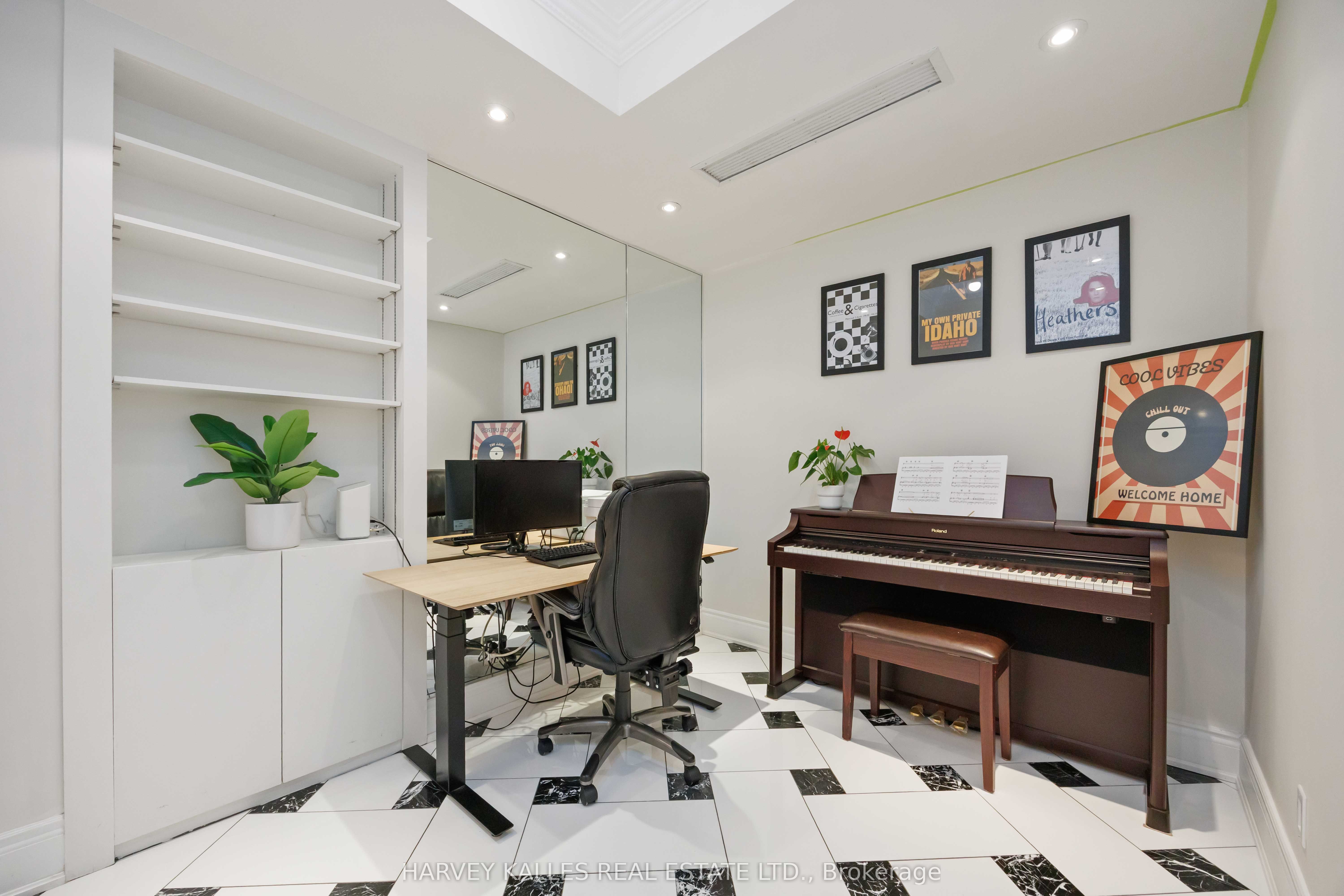 10 Bellair Street 1403 Property Photo 10