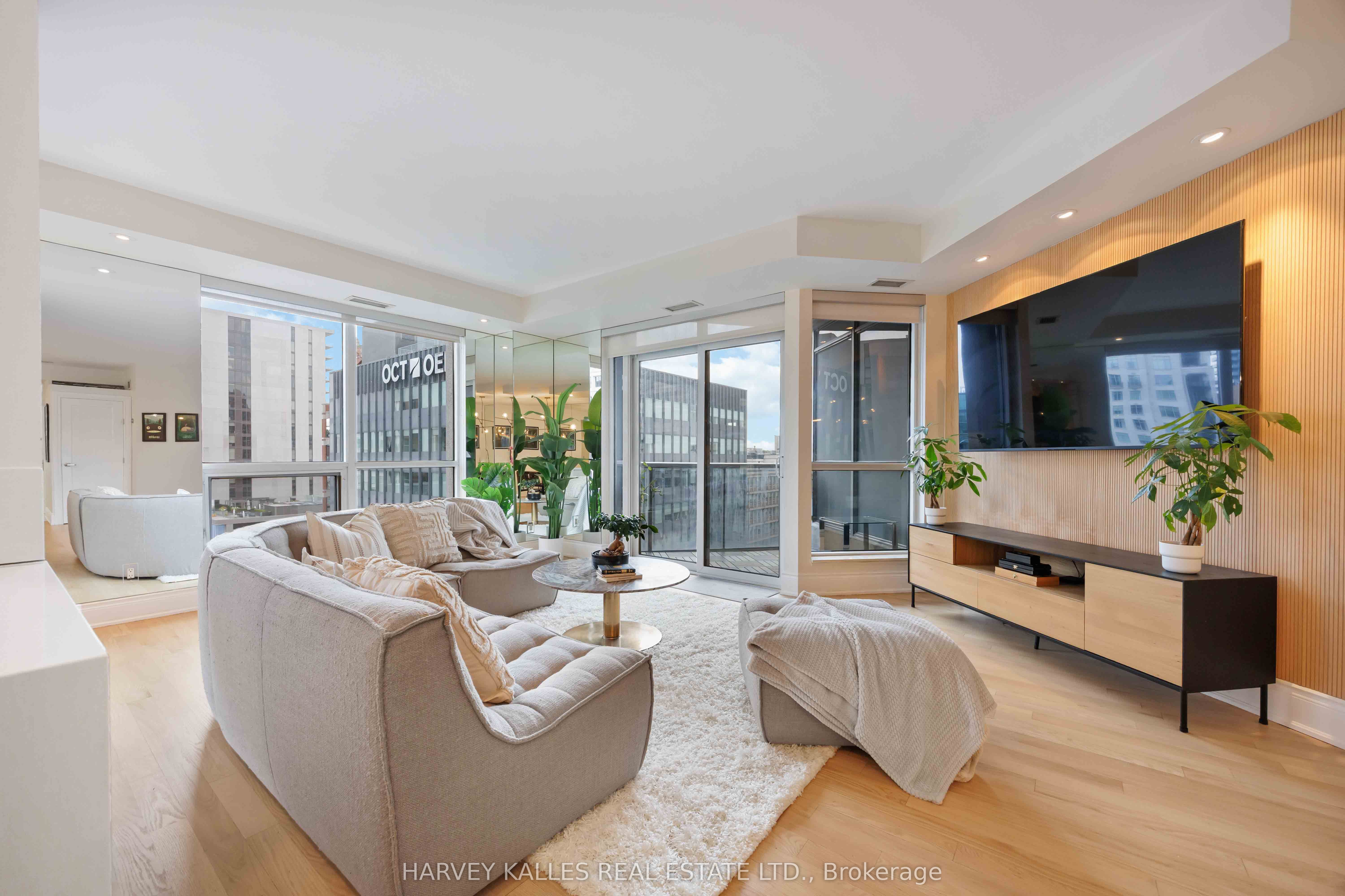 10 Bellair Street 1403 Property Photo 15