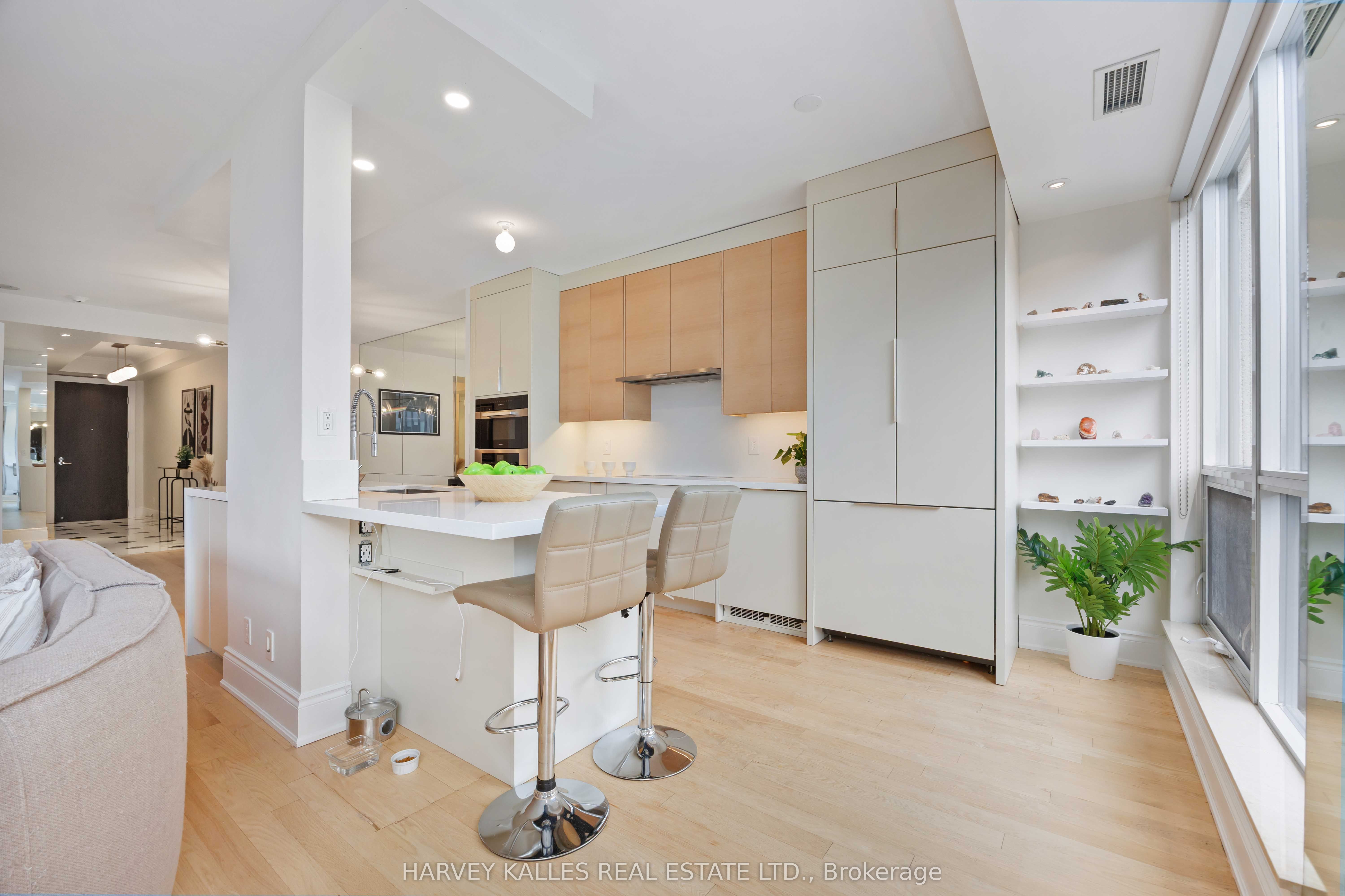 10 Bellair Street 1403 Property Photo 26