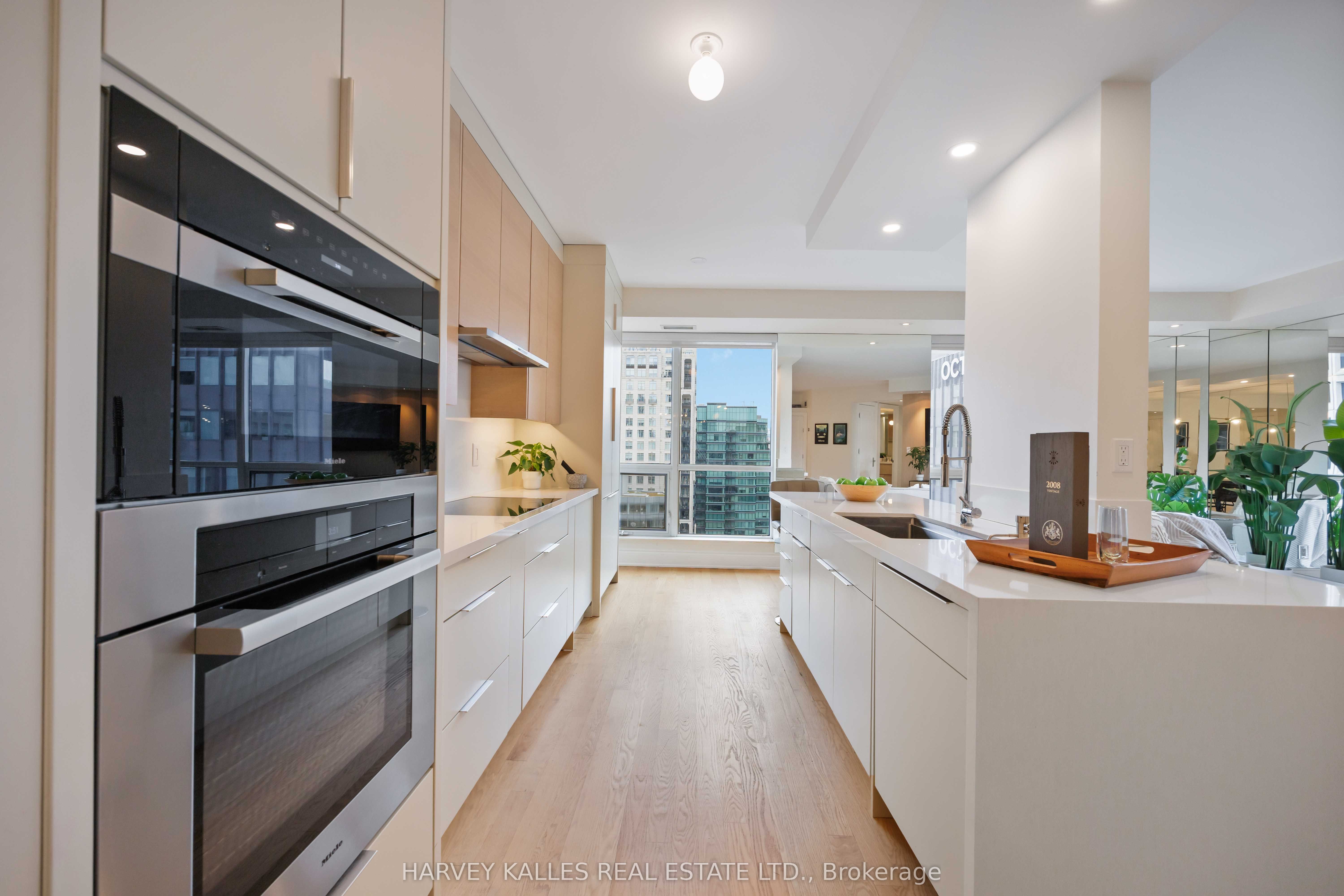 10 Bellair Street 1403 Property Photo 27