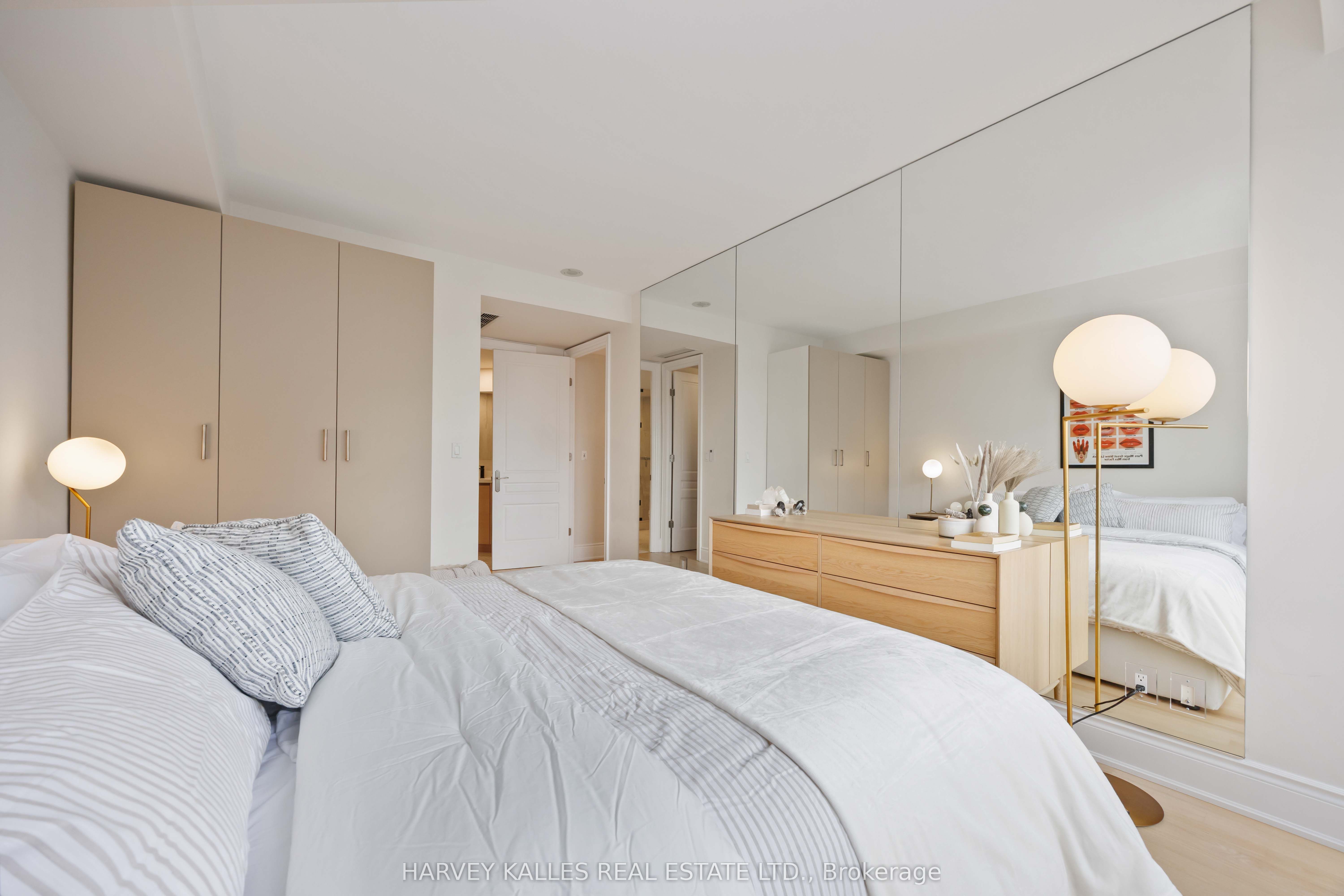 10 Bellair Street 1403 Property Photo 35
