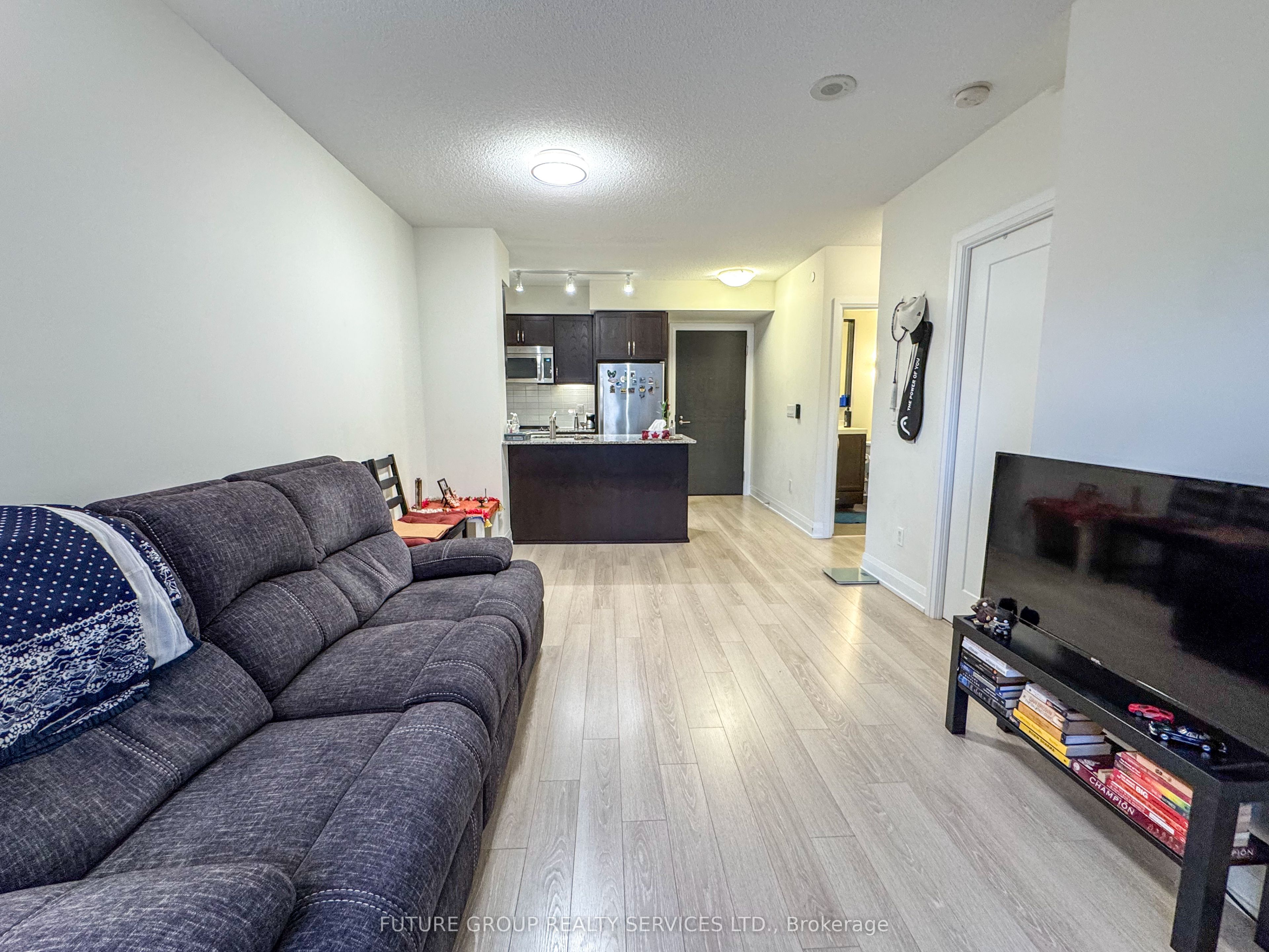 18 Graydon Hall Drive 306 Property Photo 6