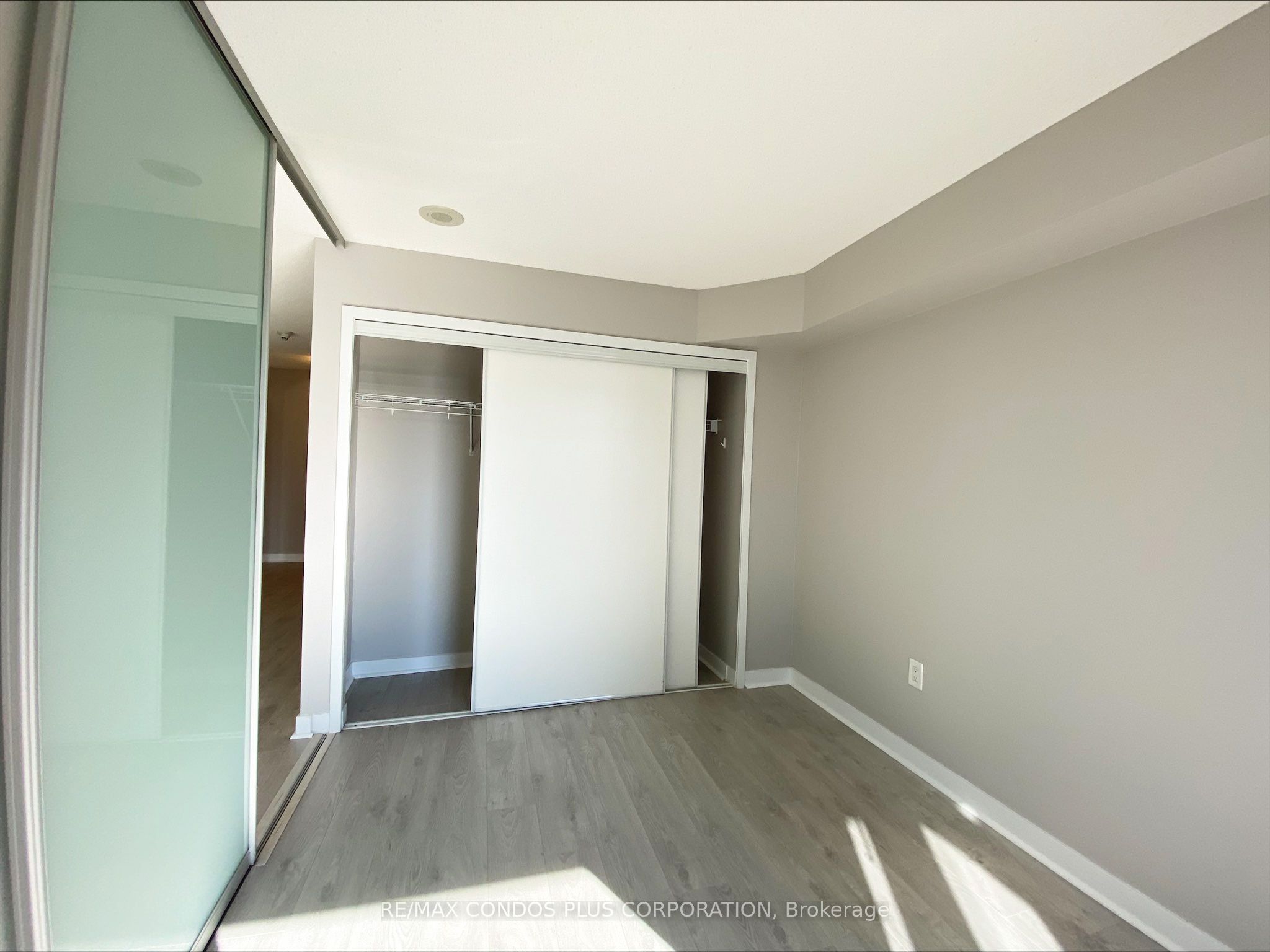 25 Telegram Mews 2110 Property Photo 11