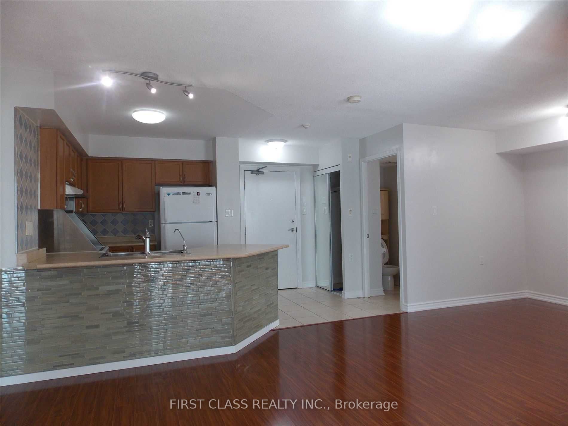 920 Sheppard Avenue W 308 Property Photo 3