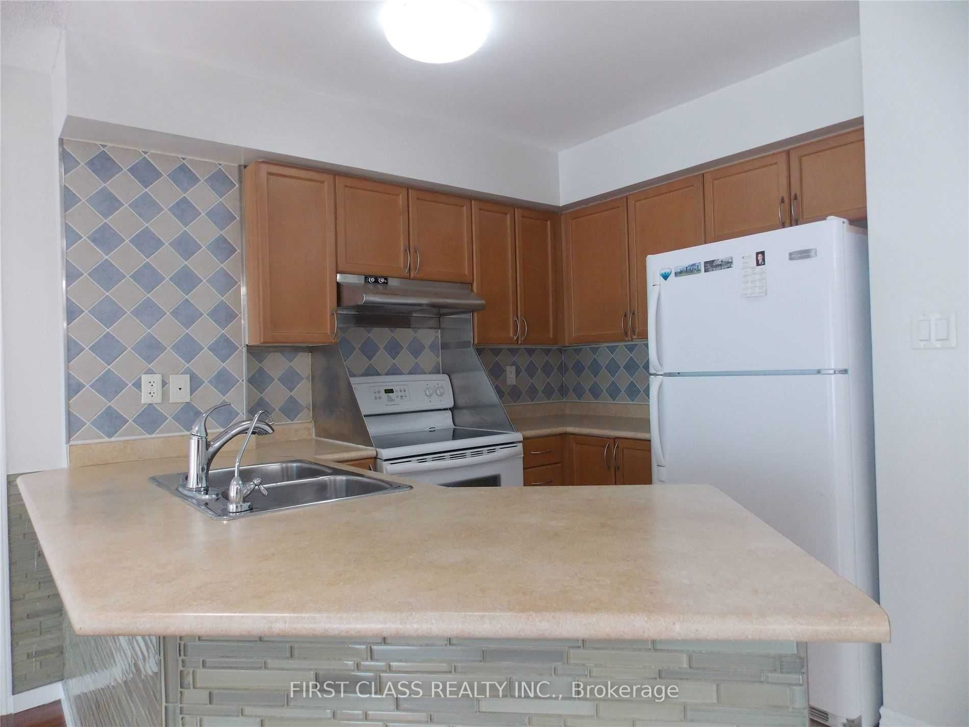 920 Sheppard Avenue W 308 Property Photo 9