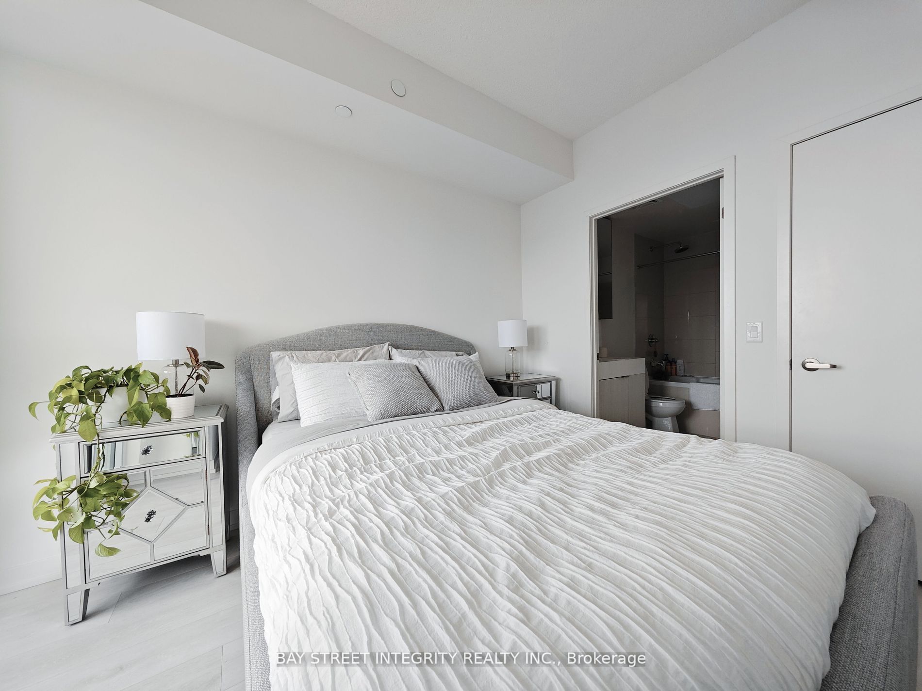 15 Lower Jarvis Street 1704 Property Photo 7