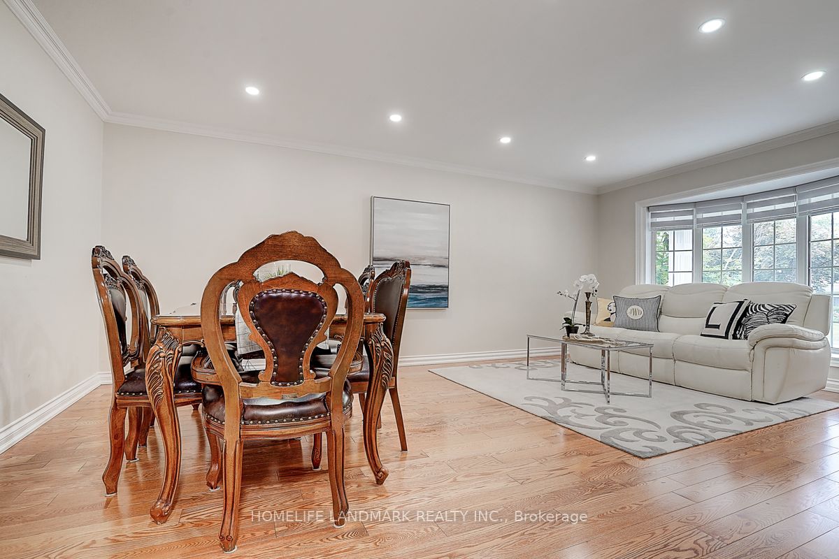 89 Whitehorn Crescent Property Photo 3