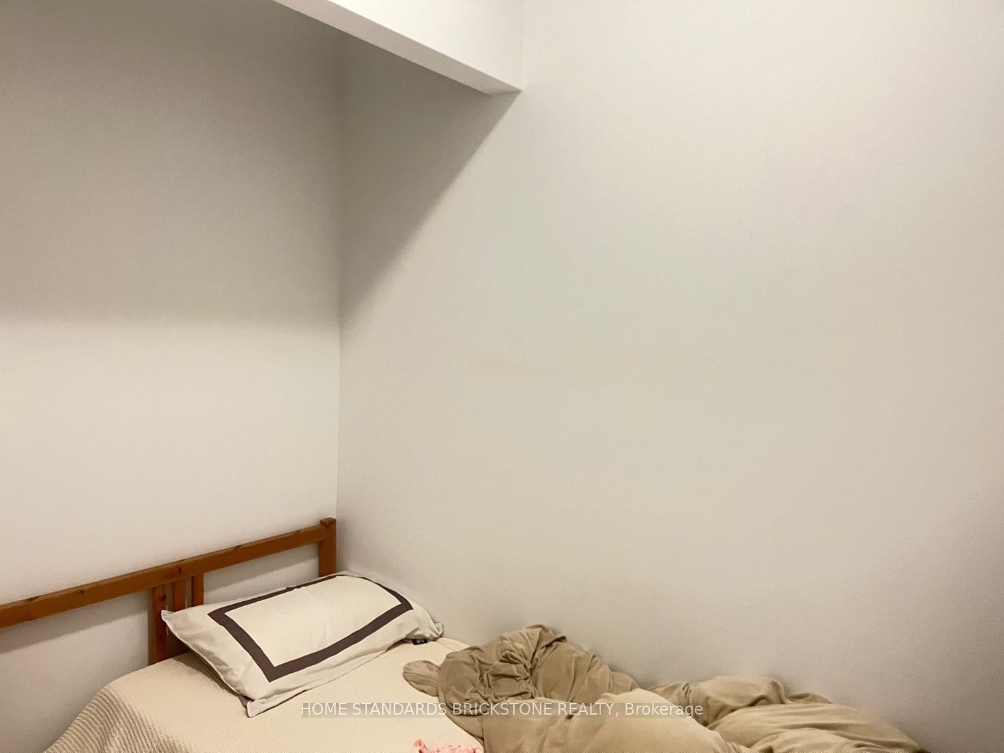 8 Olympic Gdn S Drive 1011 Property Photo 11
