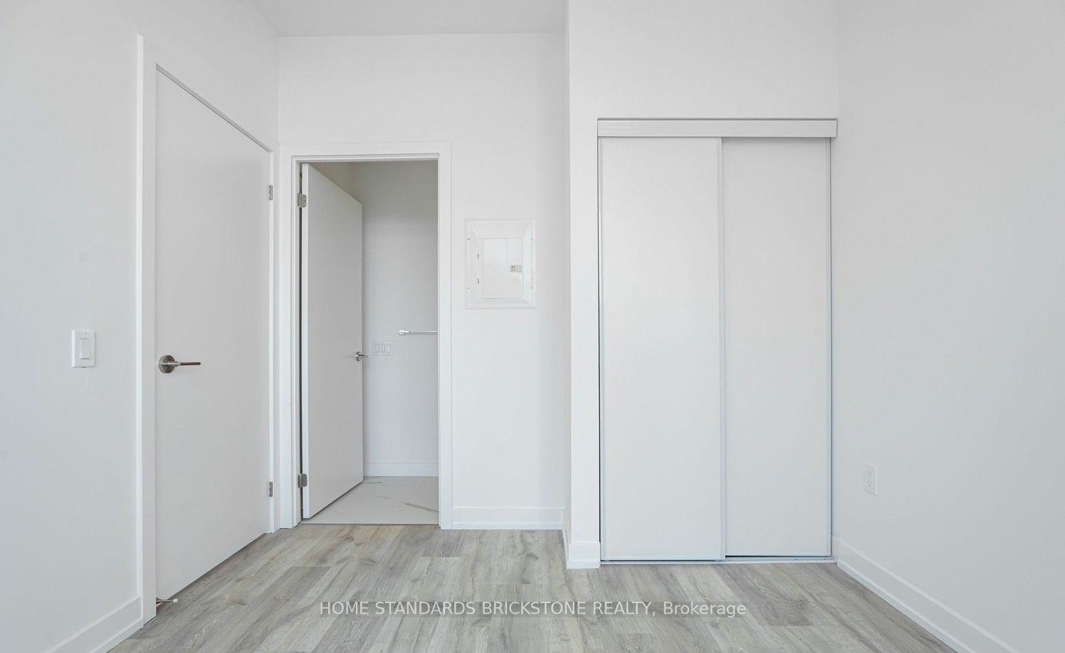 8 Olympic Gdn S Drive 1011 Property Photo 15