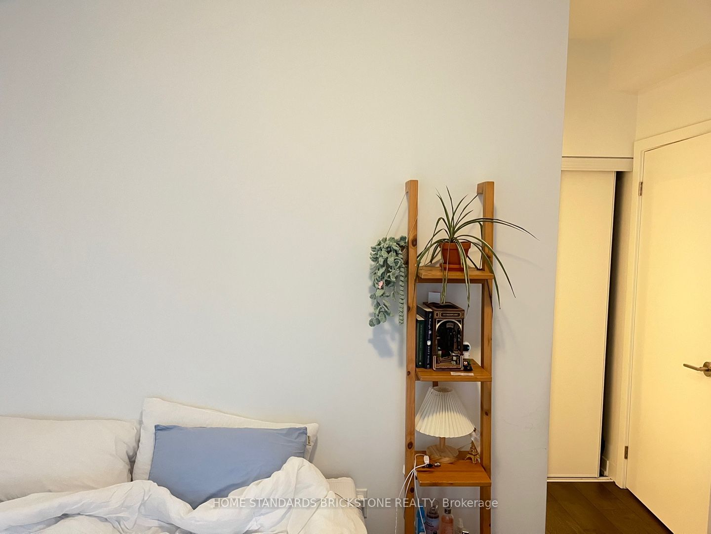 8 Olympic Gdn S Drive 1011 Property Photo 21