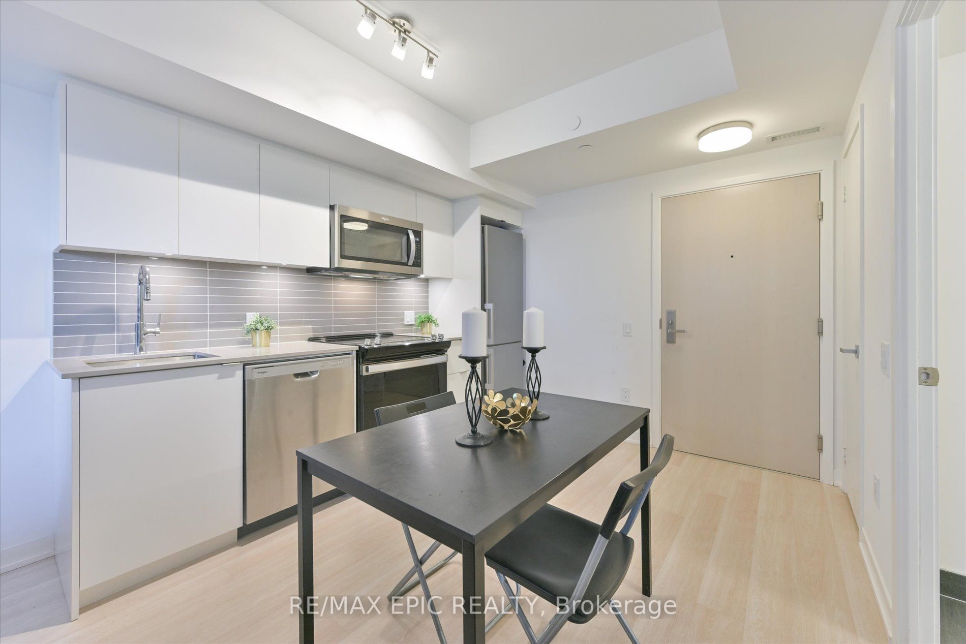500 Wilson Avenue 622 Property Photo 8