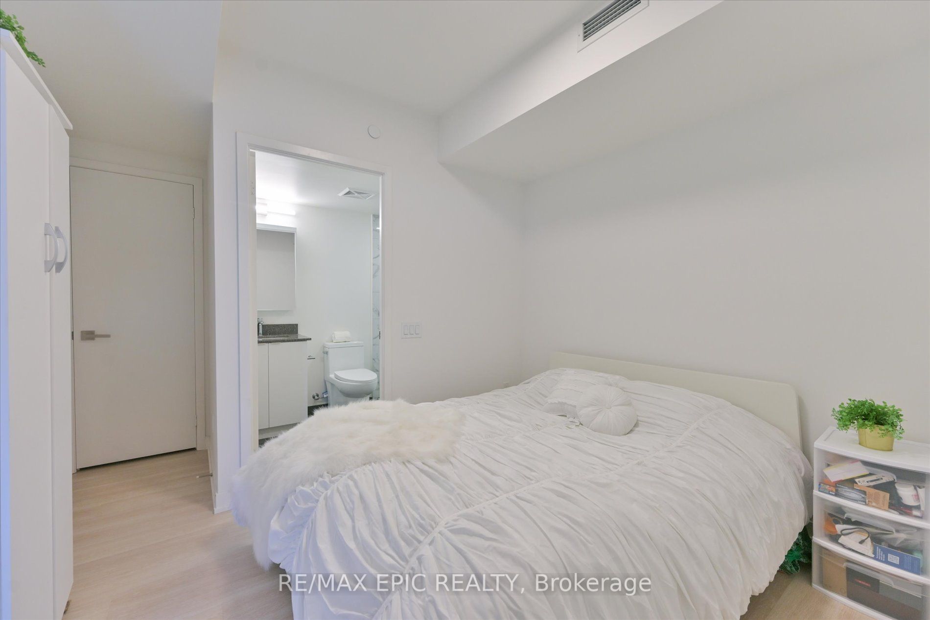 500 Wilson Avenue 622 Property Photo 18