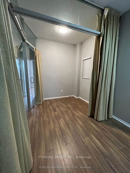 678 Bathurst Street Main Property Photo 2