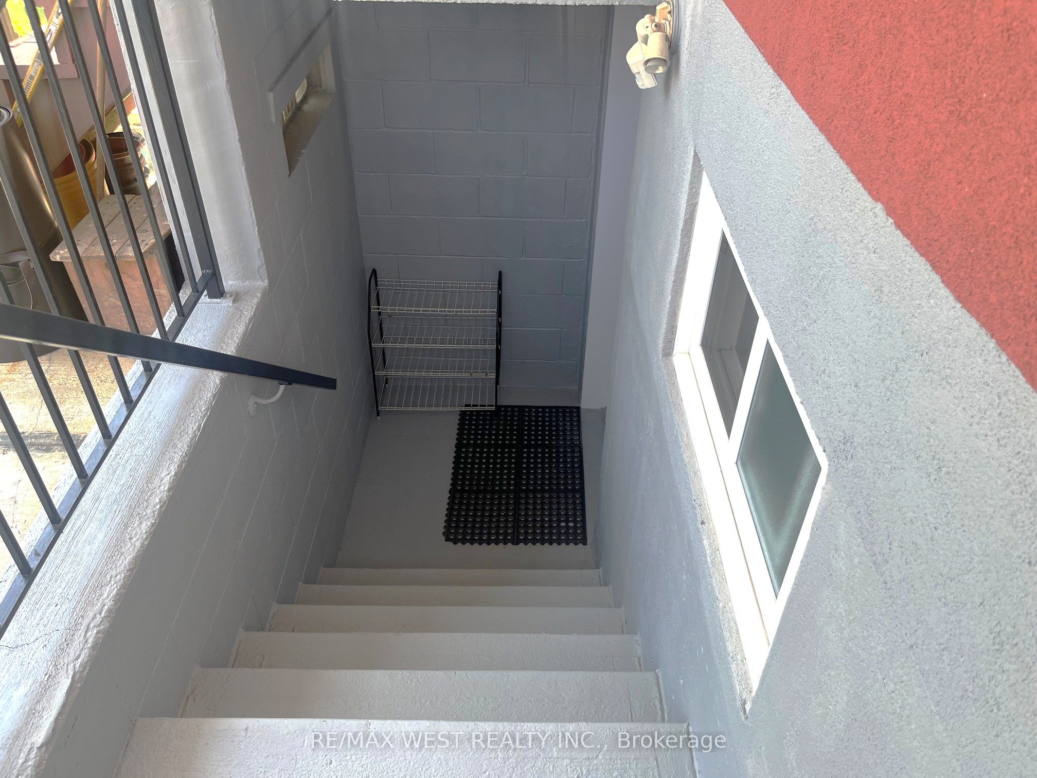 707 Shaw Street Basement Property Photo 4