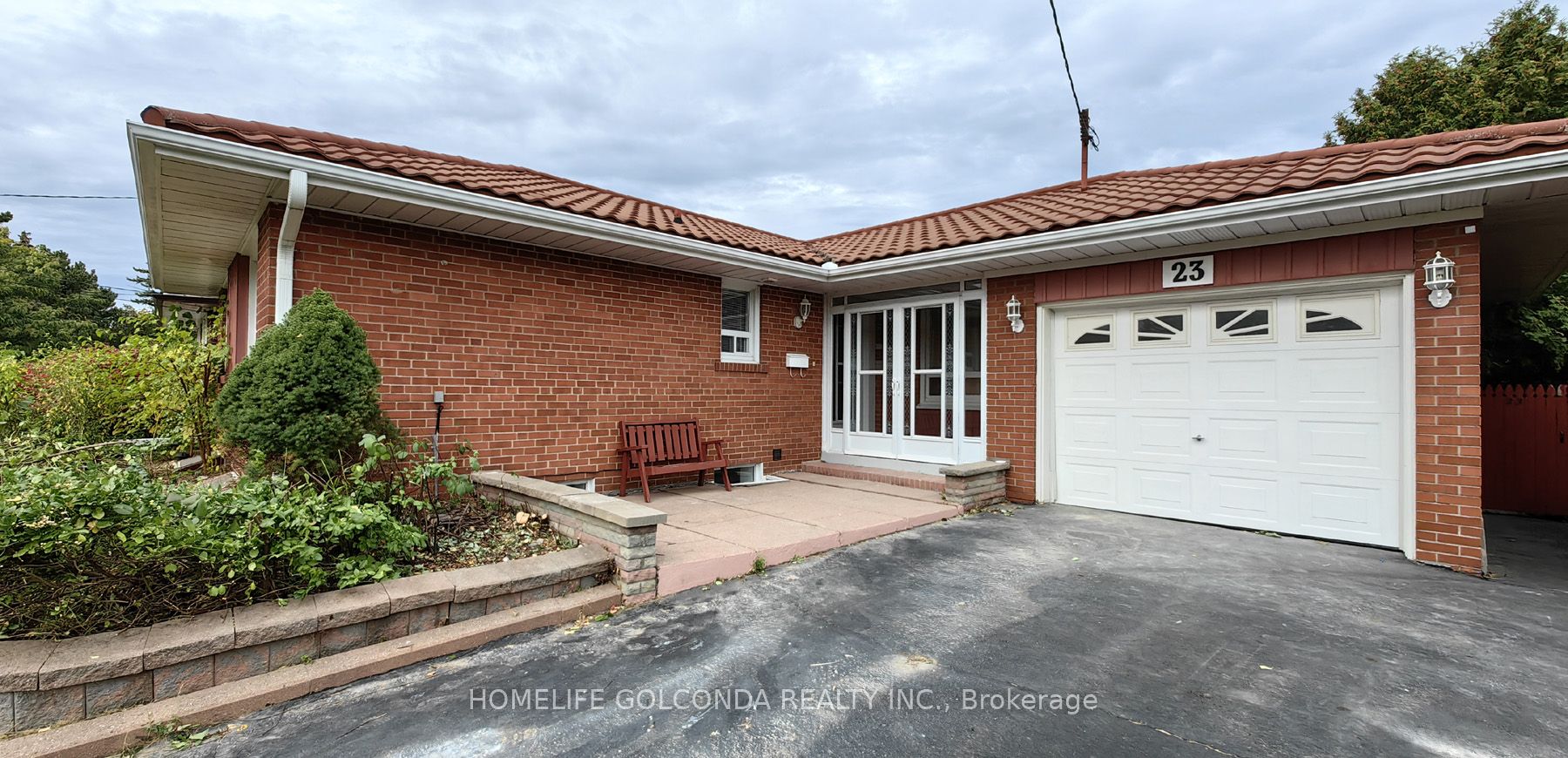 23 Wigmore Drive Main Property Photo 2