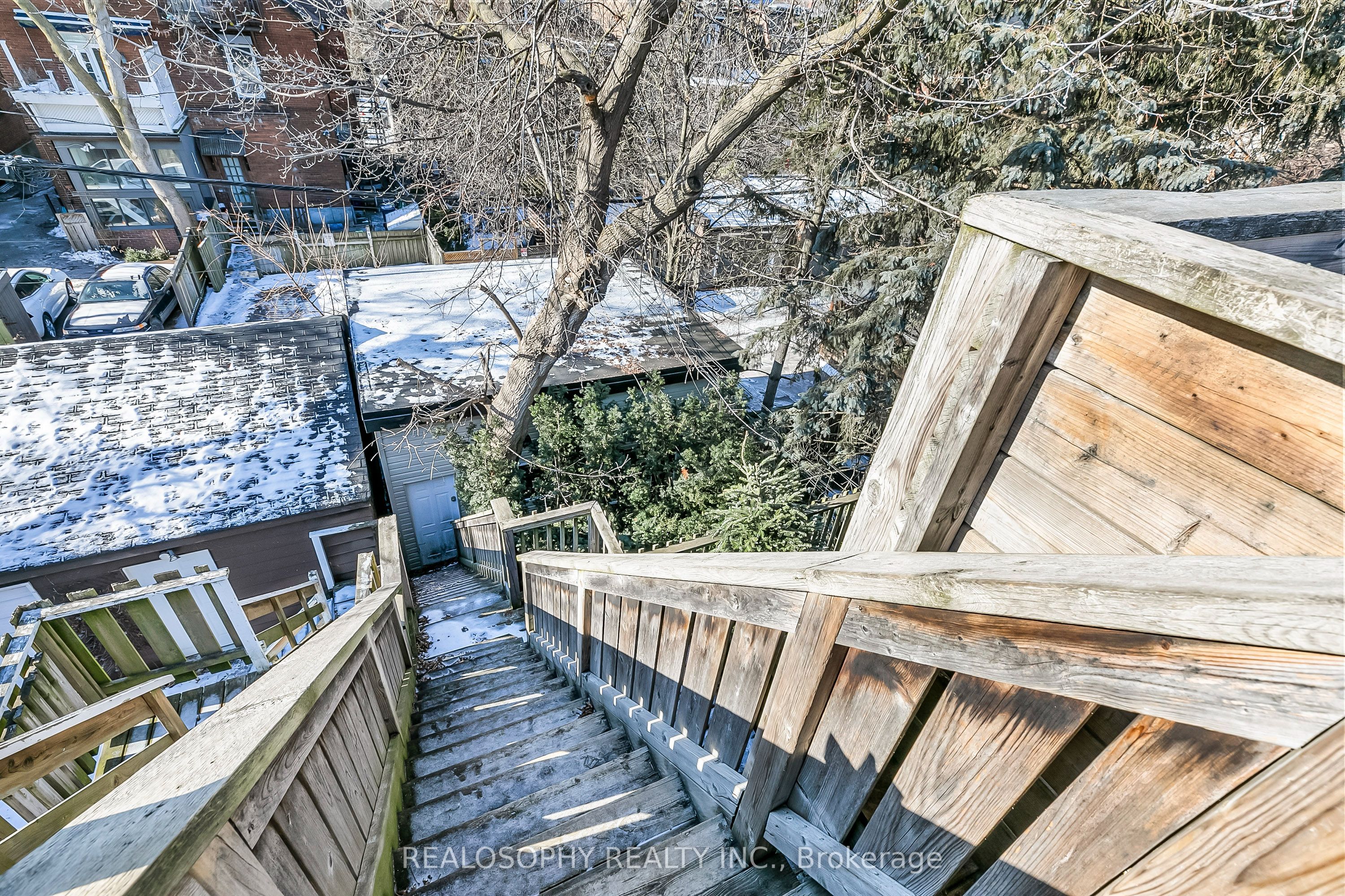 626 Huron Street Property Photo 29